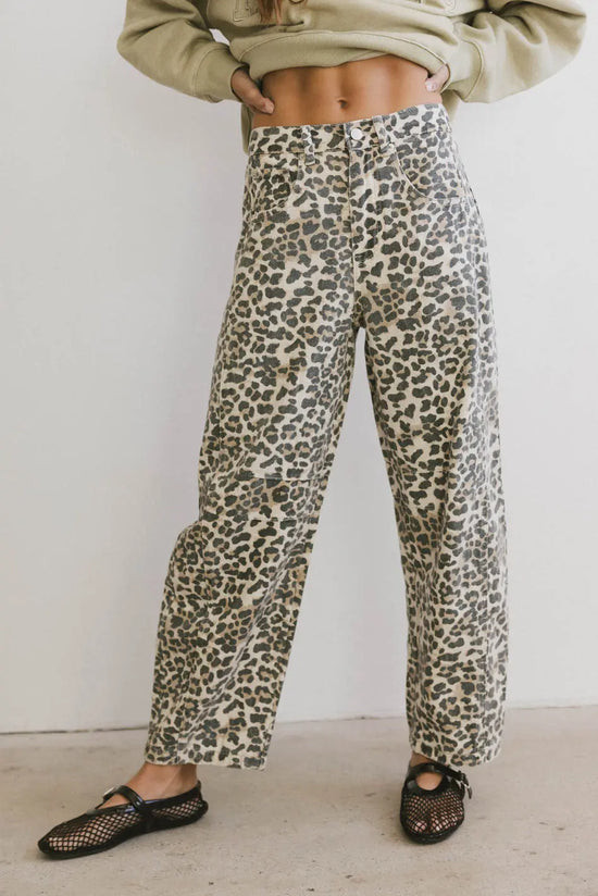 Lisette Barrel Jean in Leopard | Böhme US
