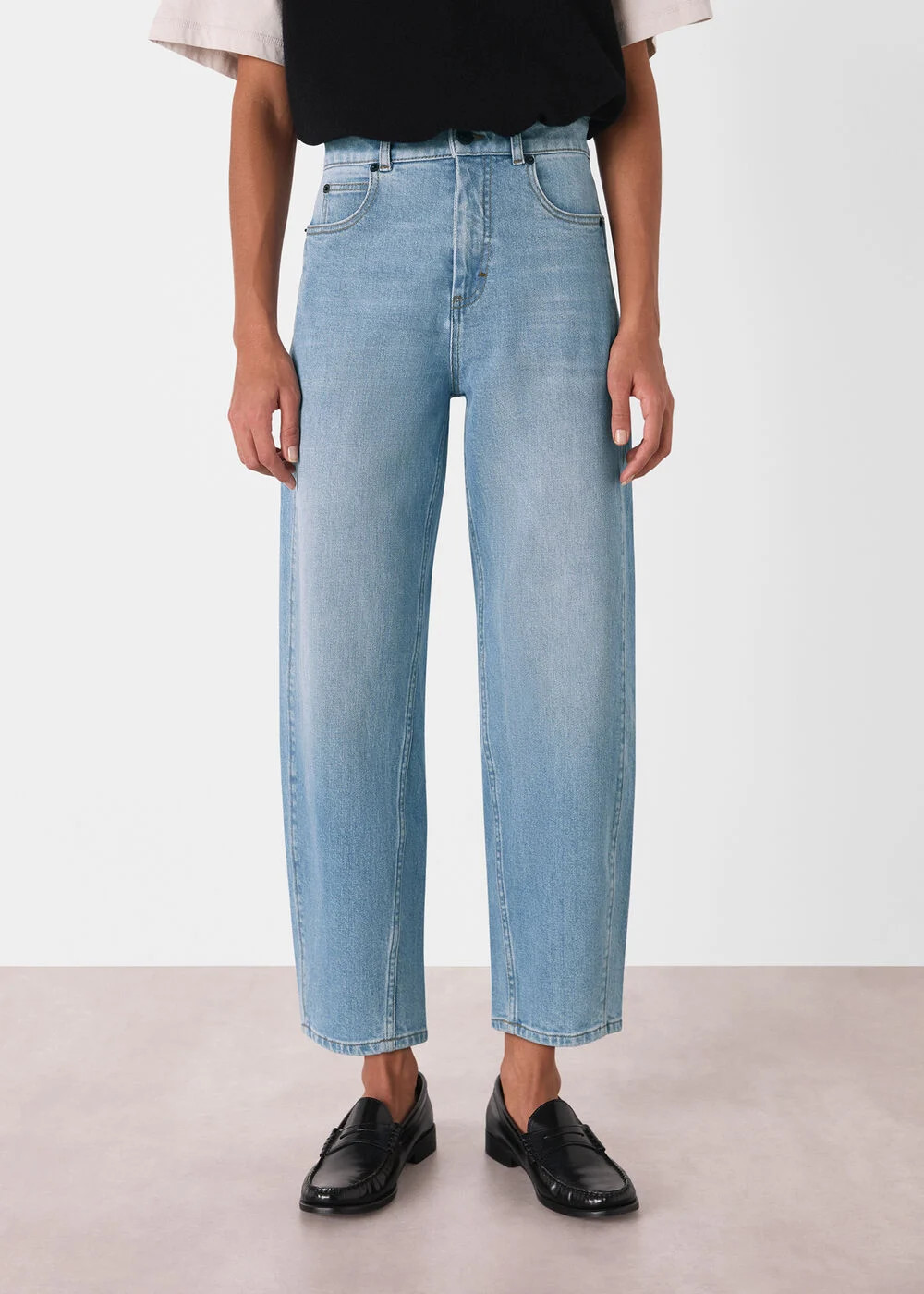 Light Wash Stretch Barrel Leg Jean | WHISTLES | Whistles UK | | Whistles