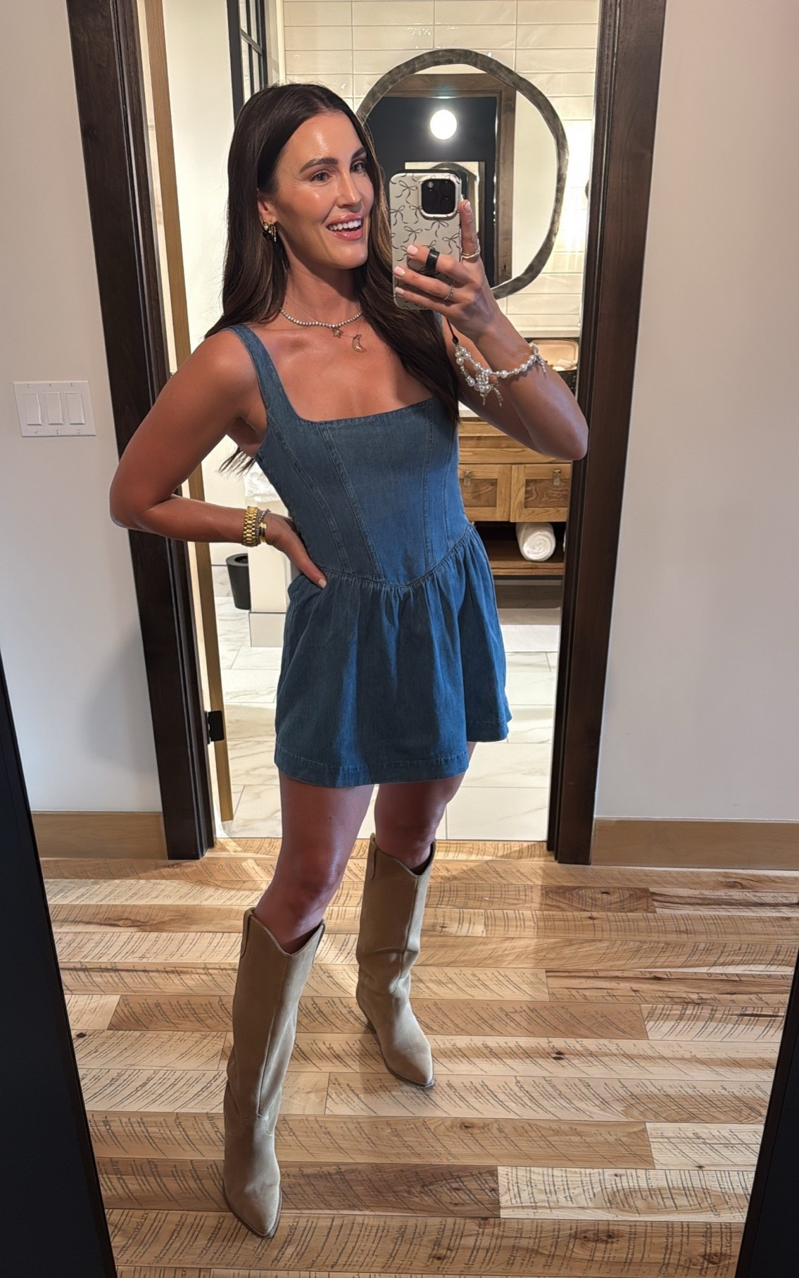 Denim dress skort FTW!! It fits sooooo well. Wearing a small. Great for a date night or a country concert 🤠

#LTKootd