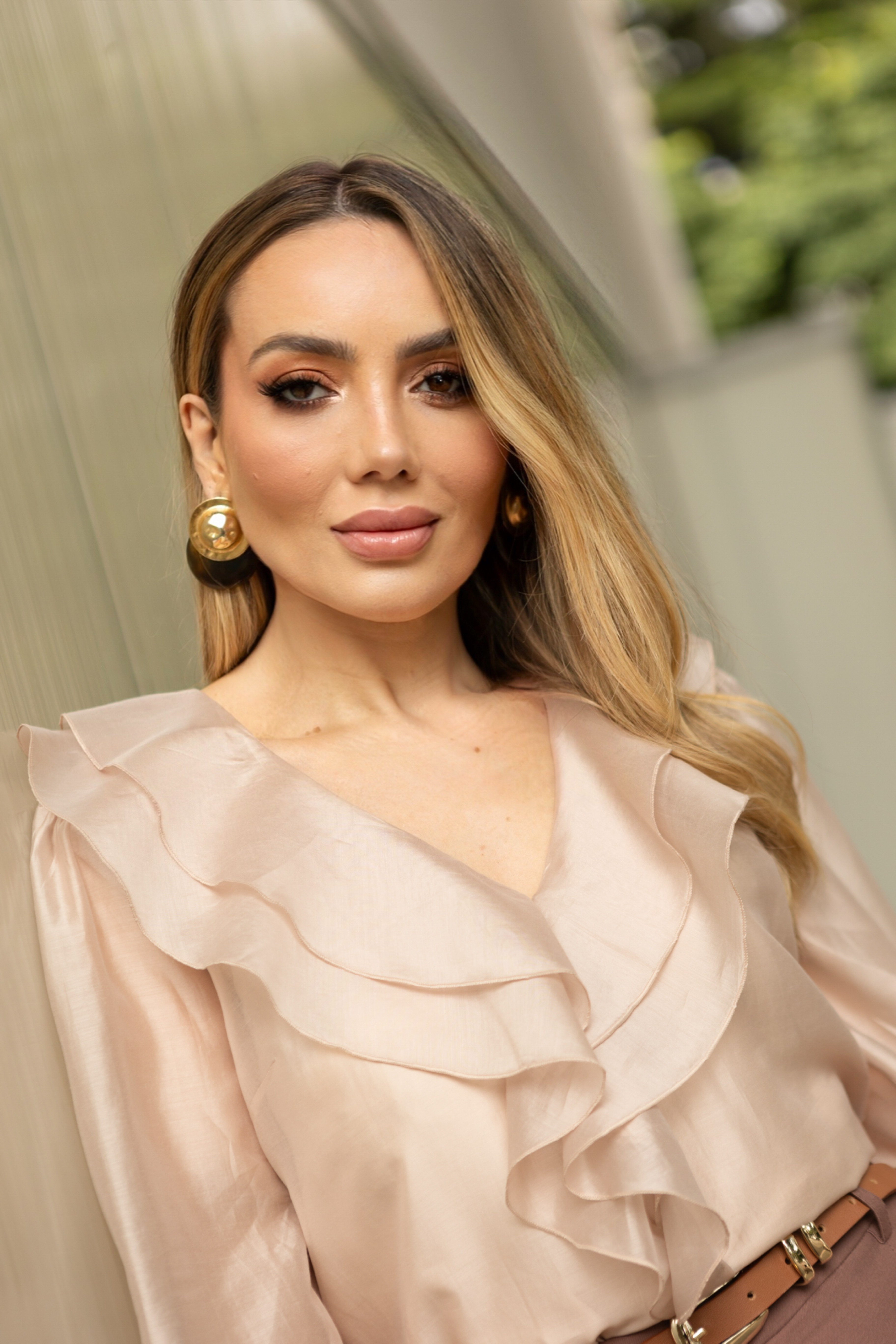 Muitas seguidoras me perguntam quais os cílios que tenho usado atualmente, porque ficam naturais até mesmo nos Stories. Então, vou deixar esse super dica pra vocês! Não troco ele por nada! 

 #LTKFashionMonth #LTKbrasil #LTKbeleza