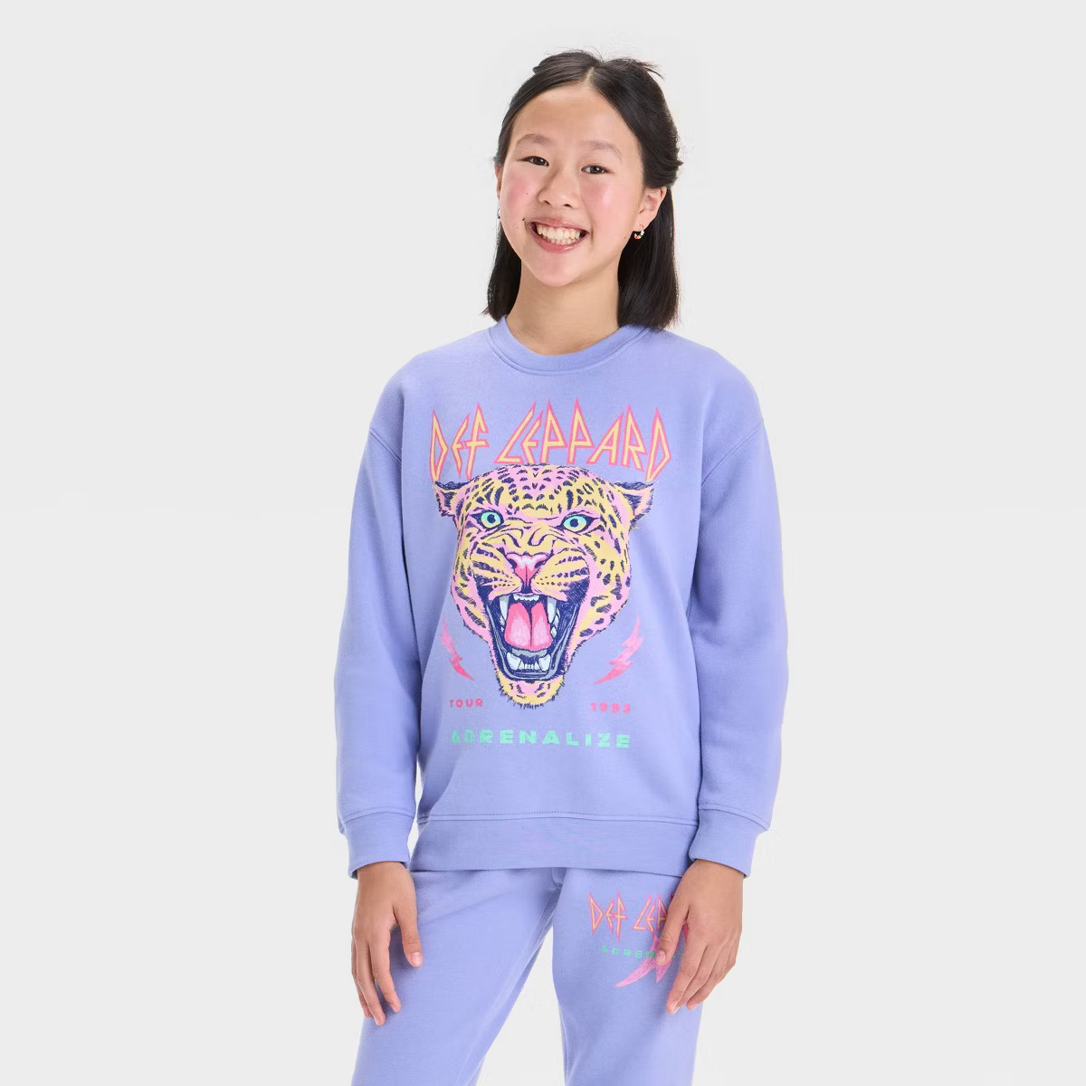 Girls' Def Leppard Oversized Fleece Crewneck Sweatshirt - Light Purple | Target
