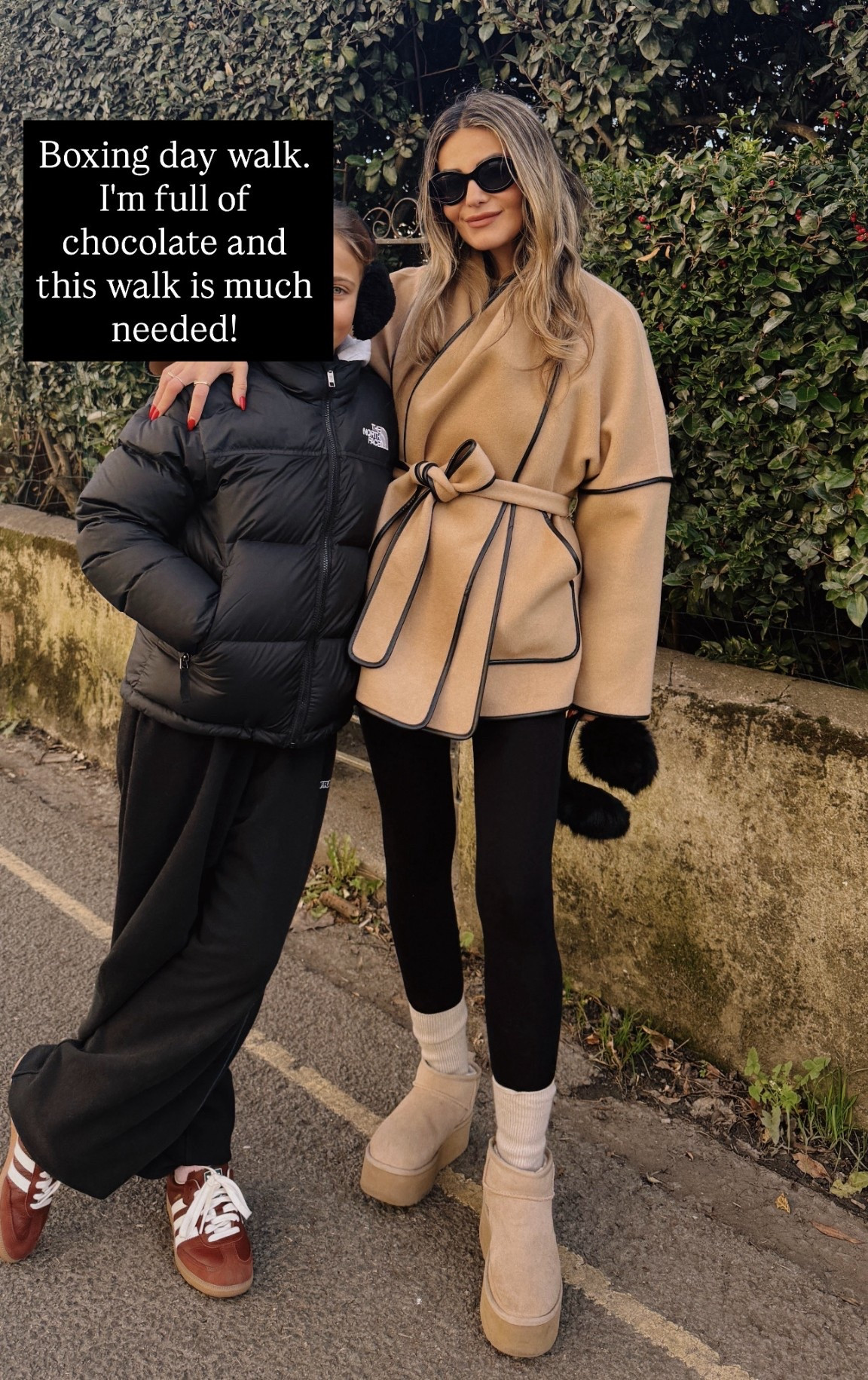 Here is what I and my daughter wore for a little Boxing Day walk.
Love this jacket - wearing a medium.
Leggings and underlayer are the warmest things i bought this winter! And Aran jumper is true to size, i wear a size small.
Mt dayfhter’s joggers run large to size and she is wearing XXS and size L in kids North Face