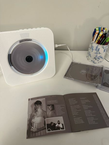 CD player for the new TTPD album by Taylor Swift! 


#cdplayer #ttpd #thetorturedpoetsdepartment #taylorswift 

#LTKfindsunder50 #LTKGiftGuide #LTKhome