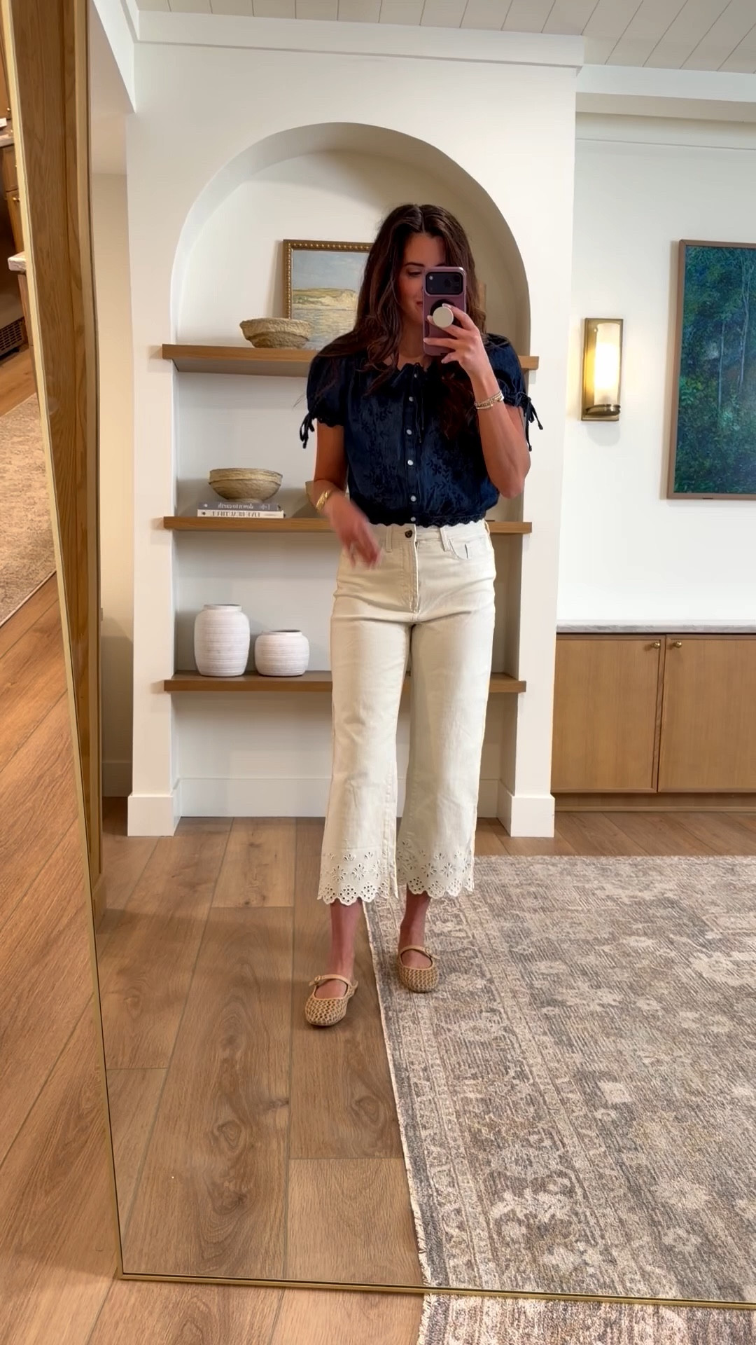 Love the eyelet detail on these pants 😍🤍

#LTKSeasonal