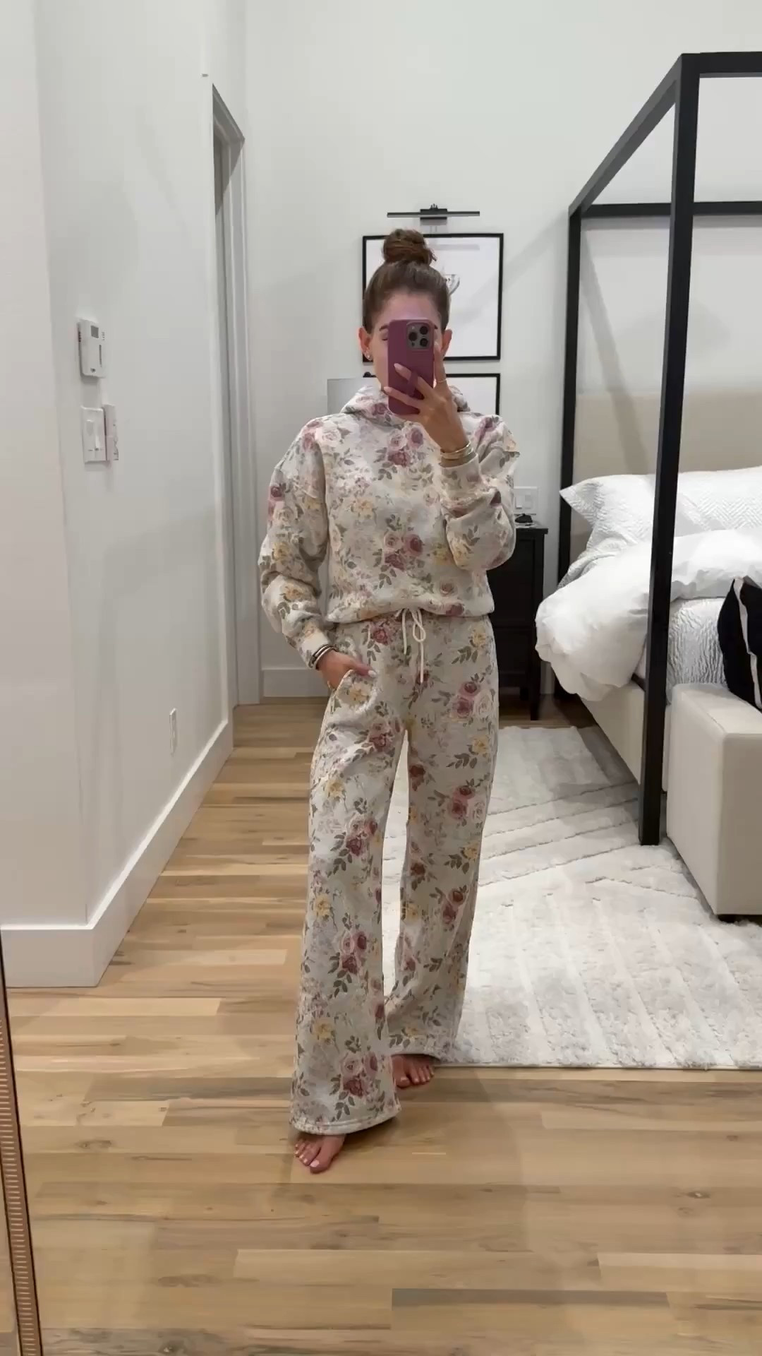 Petite friendly matching set size XXS

#LTKSeasonal #LTKdayinmylife #LTKValentine