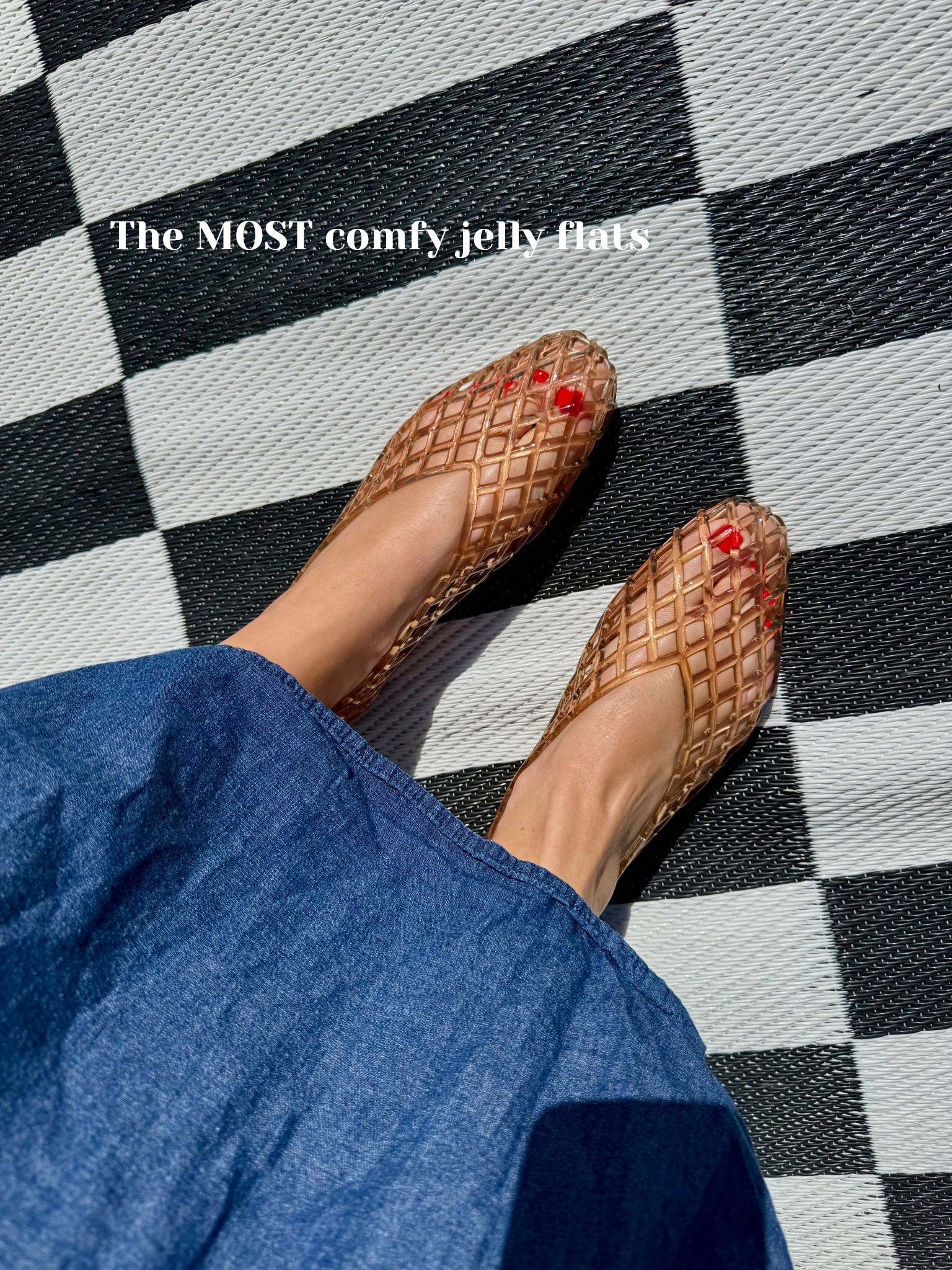 Didn’t think jellies could be this comfy. 

#LTKxMadewell #LTKootd #LTKSaleAlert
