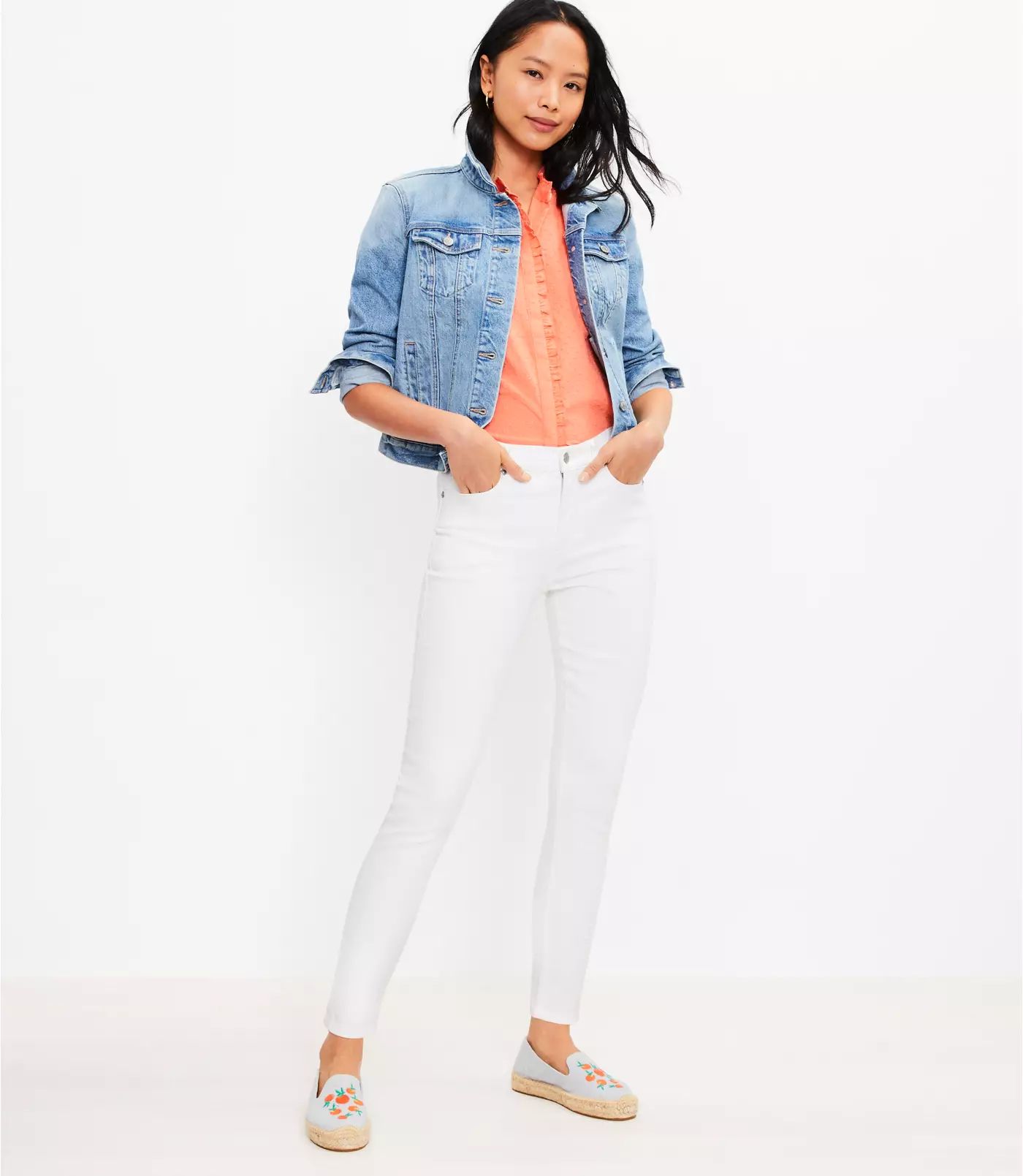 Mid Rise Skinny Jeans in White | LOFT | LOFT