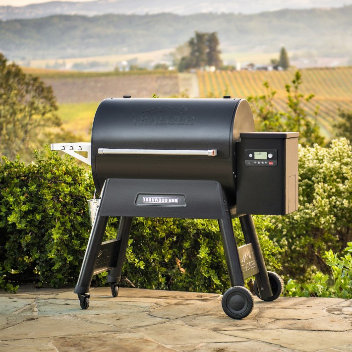 Traeger Ironwood 885 Grill | Williams-Sonoma