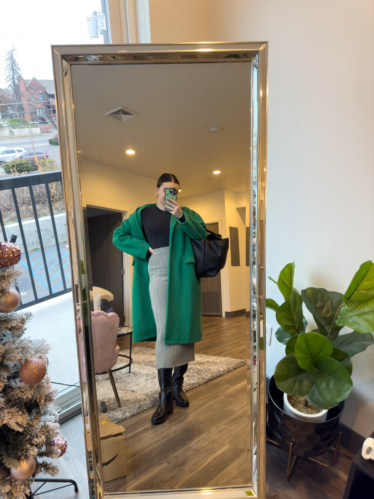 Midsize friendly business casual outfit! Featuring the best leather boots and handbag!

I’m wearing a M bodysuit and size 9 boots 

#LTKworkwear #LTKHoliday #LTKfindsunder100