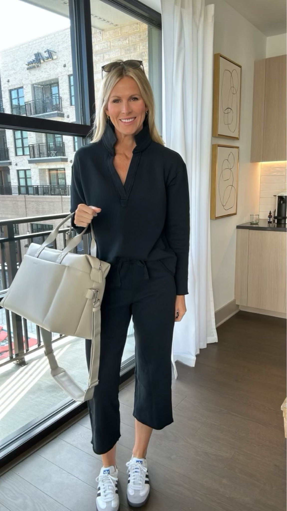 As most of you know, I’m in Wyoming and I can tell you guys that @FrankandEileen is my favorite travel partner! Their cozy and contemporary travel sets are perfect for elevating your airport fit or just running errands on a chilly day! These sets are so versatile!! I was having fun mixing and matching the tops and bottoms to dress them up for different occasions! Comment down below and I’ll send you the link!

@FrankandEileen #FrankandEileenPartner #WearLoveRepeat


#LTKstyletip #LTKtravel #LTKSeasonal