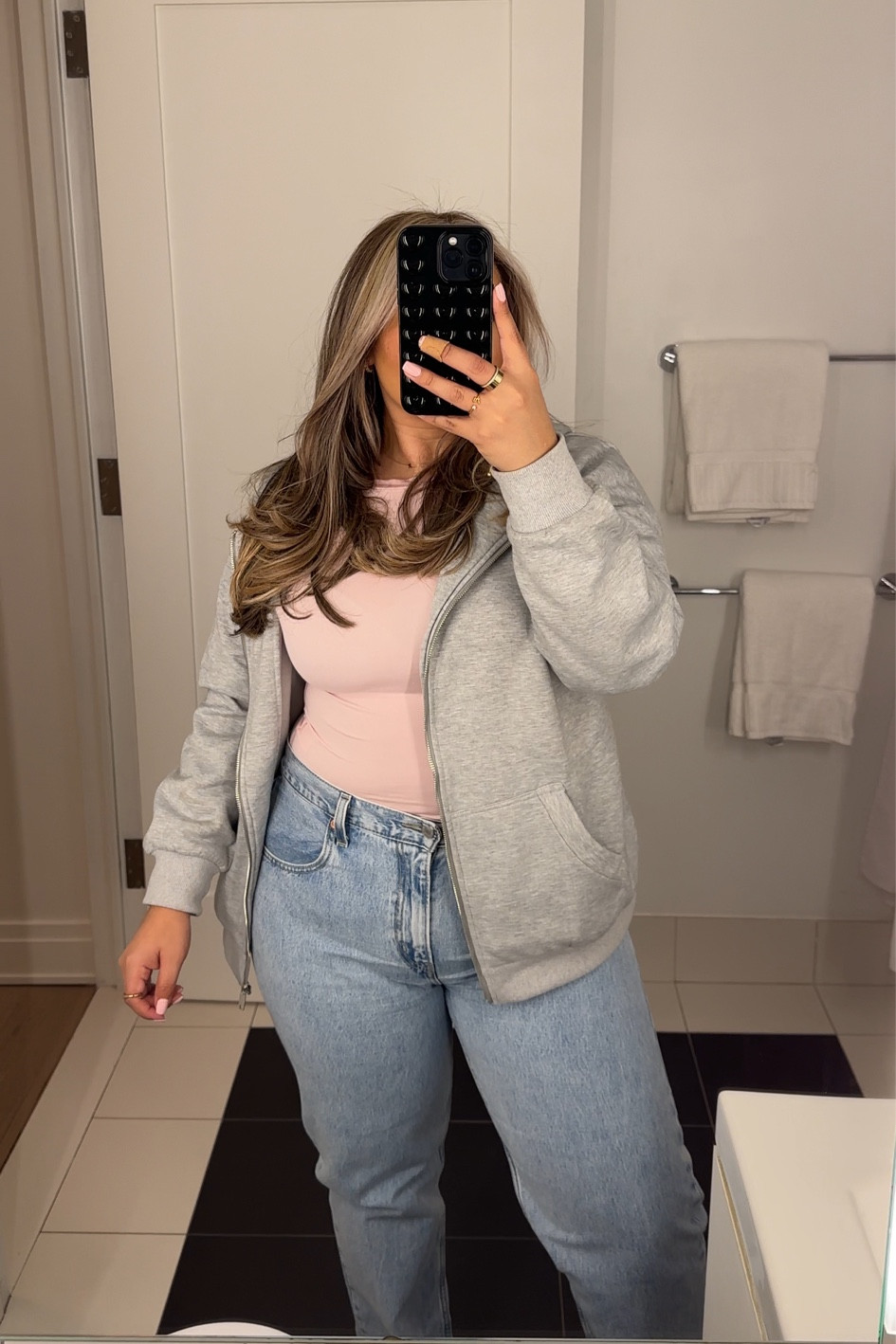 Casual Outfit🎀🩶

#LTKmidsize #LTKfindsunder100