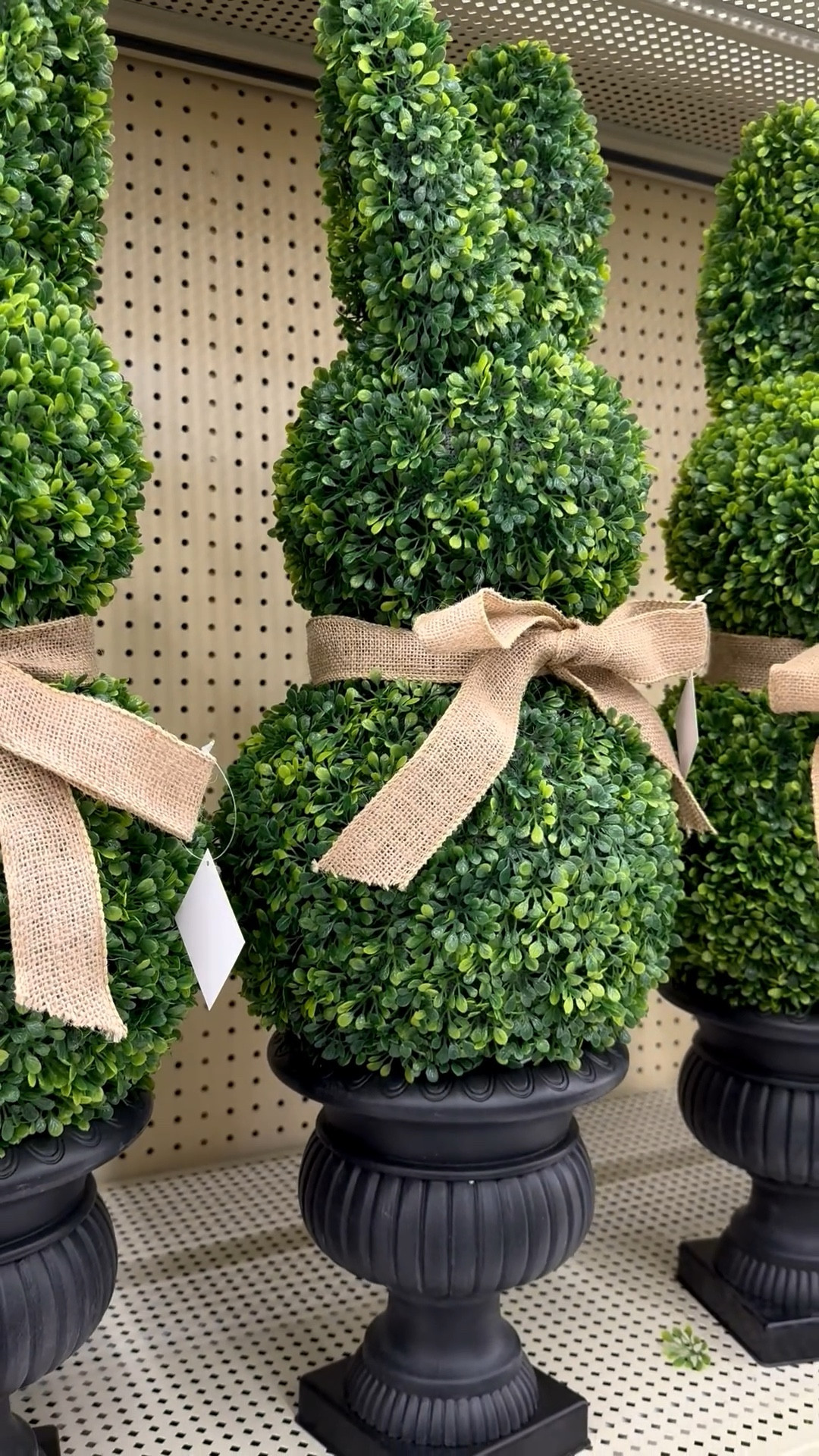 Easter bunny faux grass topiary and Easter cute outdoor patio and porch decorations 🐣🐰

DIY opportunity, you can change the bow and use your favorite ribbon colors to make it unique.

Also linked: Eggs, ducks, geese, bunnies 


[Artificial Boxwood Bunny Topiary Tree - 36in Easter Decorations Outdoor Indoor - 2 Pack UV-Resistant Artificial Faux Rabbit Tree - Spring Porch Patio Garden Front Door Home Decor]


#LTKHome #LTKKids #LTKSeasonal