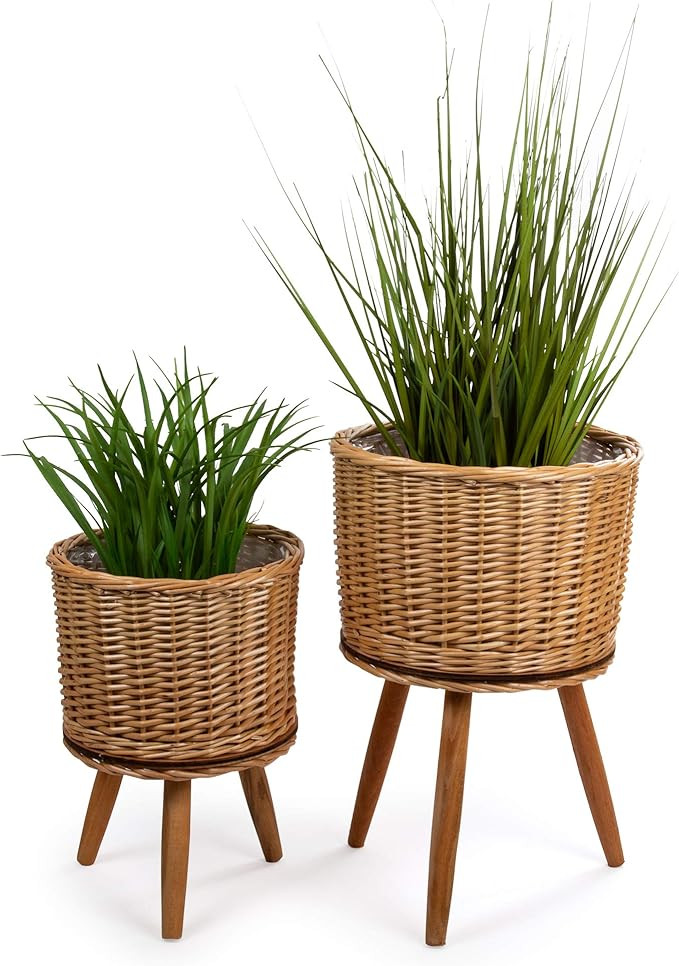 Truu Design Beautiful Decorative Natural Wicker Planter with Plastic Lining and Wooden Legs, Set ... | Amazon (US)