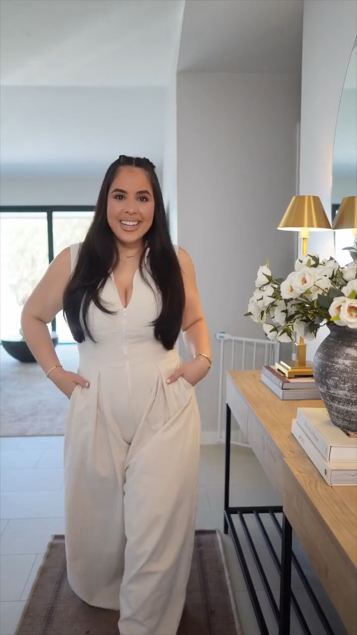 The jumpsuit everyone needs! 


#LTKootd #LTKgrwm #LTKMidsize