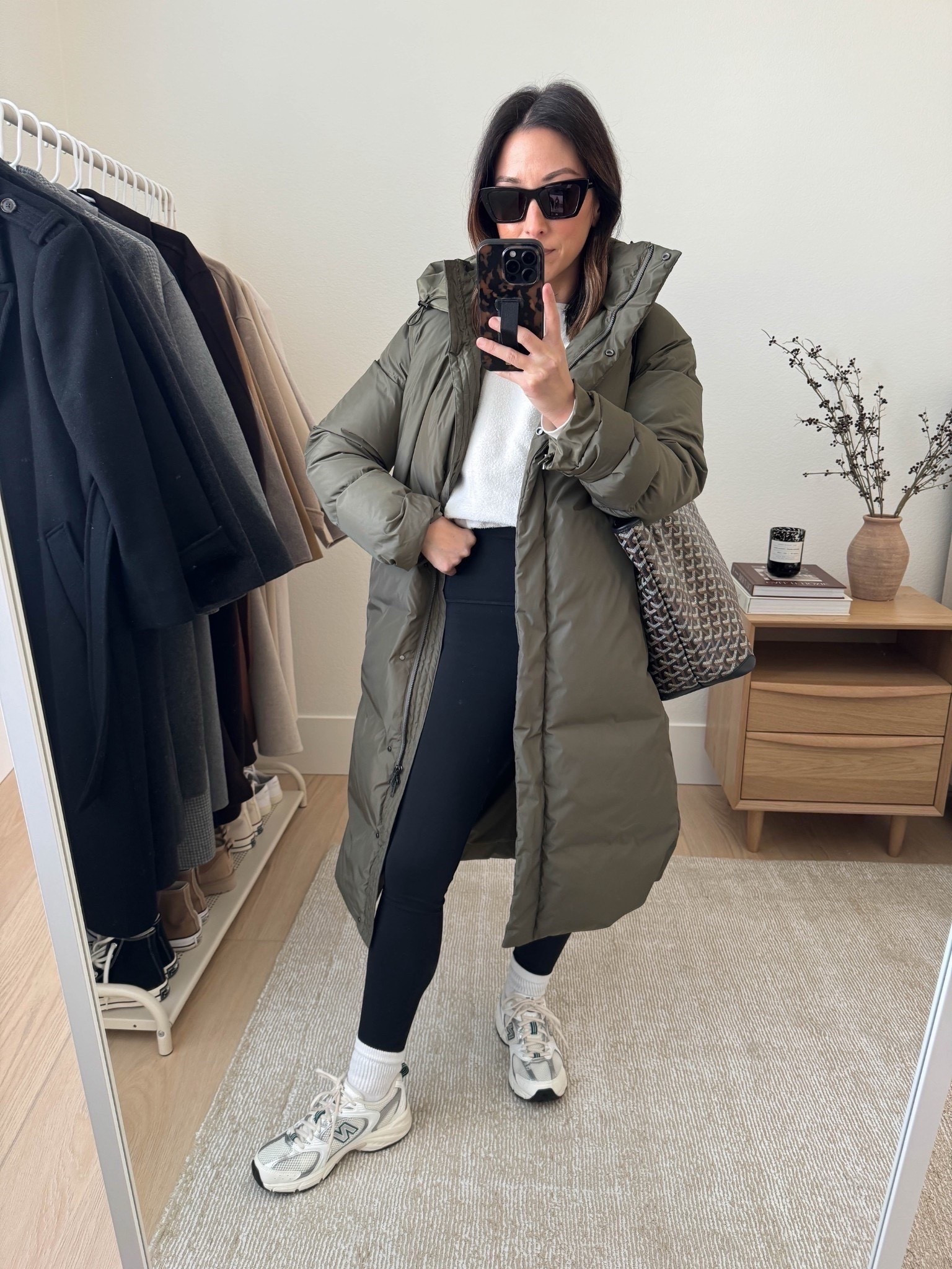 Cozy cold weather outfits. 

Jenni Kayne long puffer xxs
Anine Bing Sweatshirt xs (old)
Amazon leggings xs
Amazon socks
NEw Balance 530 4.5 mens
Goyard Artois tote
YSL sunglasses

Winter style, winter outfits, petite style 



#LTKPetite #LTKSeasonal