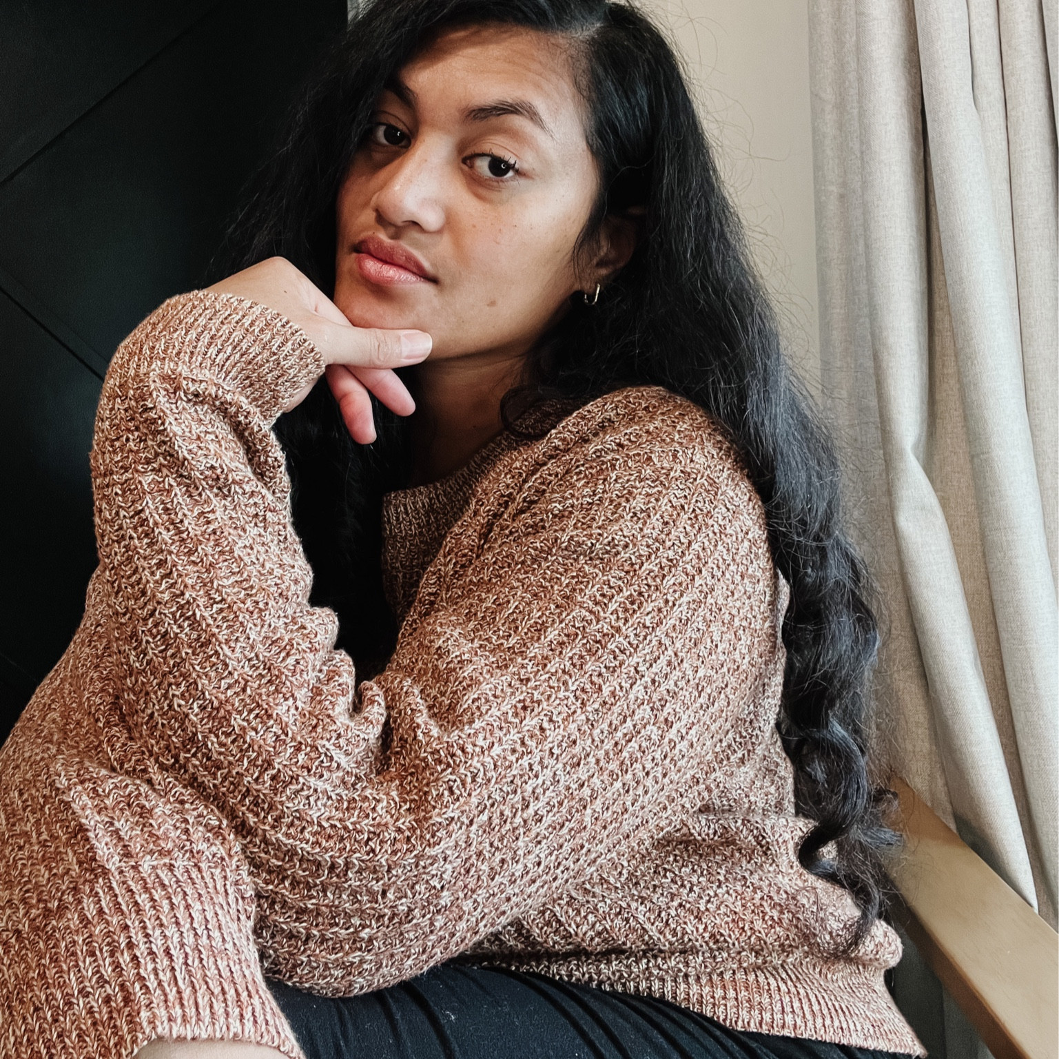 Comfy sweater 

#LTKbeauty #LTKGiftGuide #LTKfindsunder50