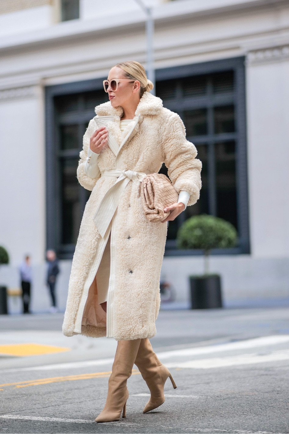 KAREN MILLEN cold weather favorites 

Use code VERONICA20 

#LTKSeasonal #LTKsalealert #LTKHoliday