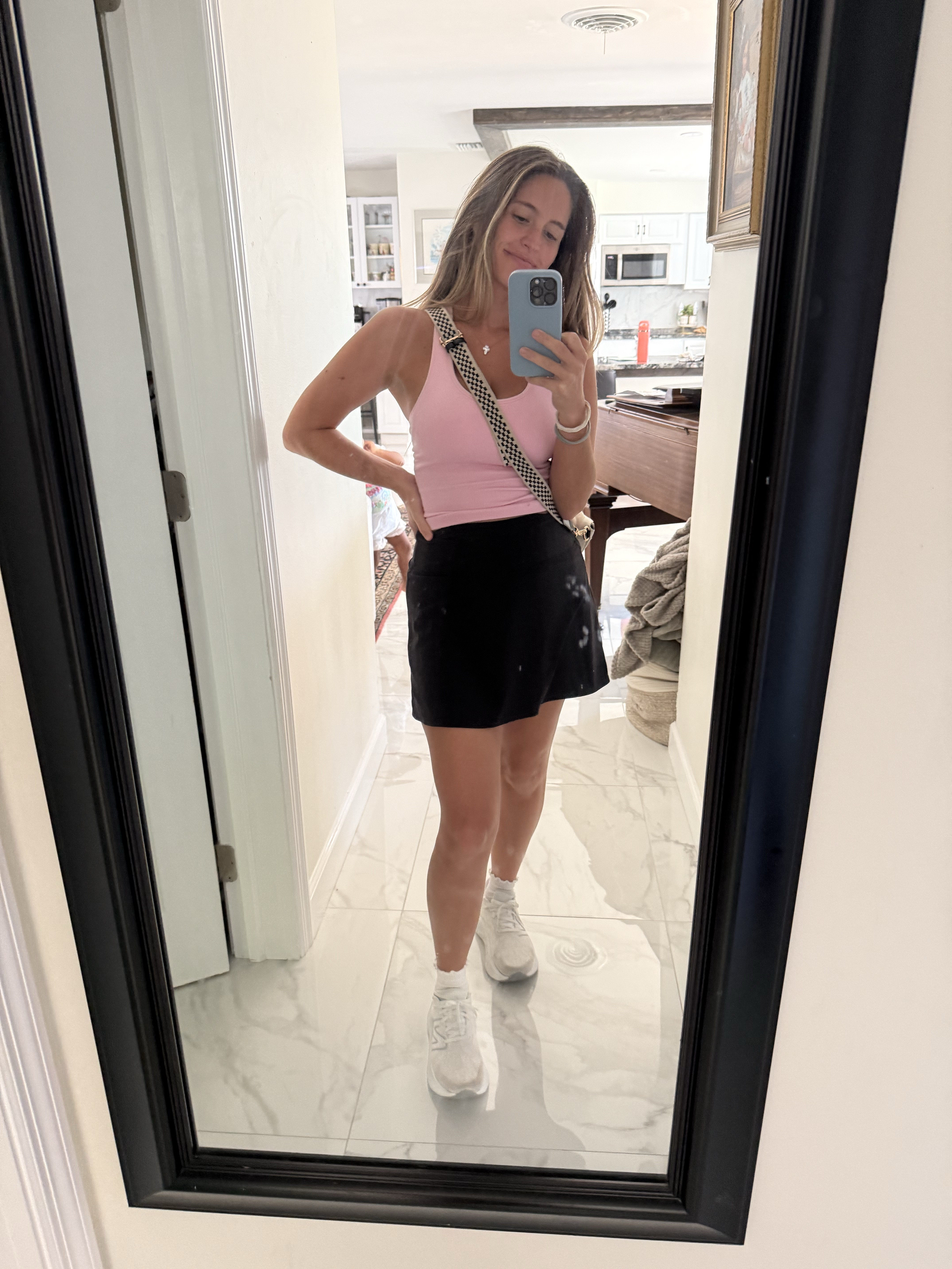 Mom on the go - everyday style for moms! So comfortable and easy and cute for a day of errands and a workout!

#LTKootd #LTKmomlife #LTKmorningroutine