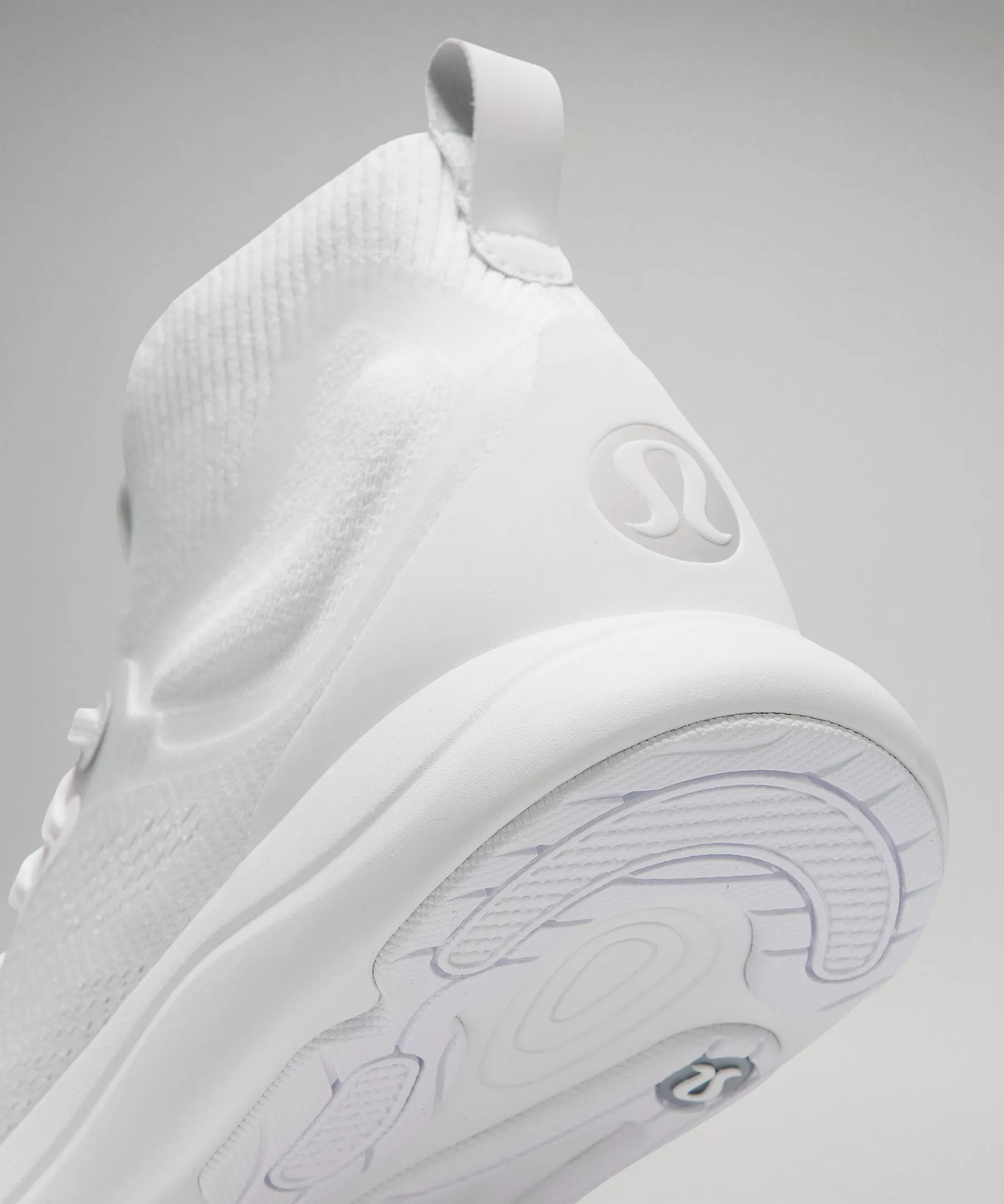 Chargefeel Mid Women's Workout Shoe | Lululemon (US)