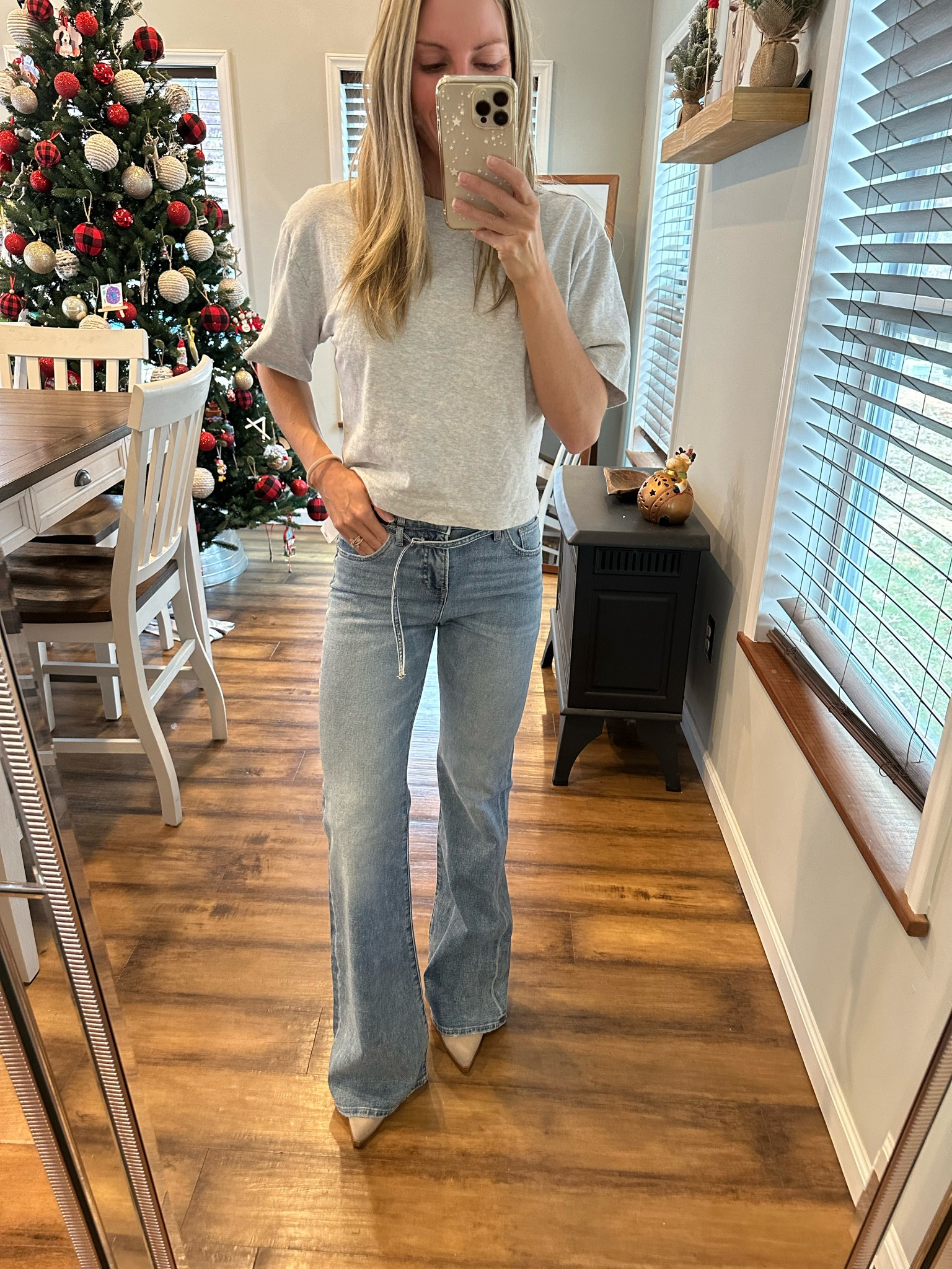 Express flare leg jeans , flare wide leg jeans 

#LTKstyletip #LTKSeasonal #LTKGiftGuide