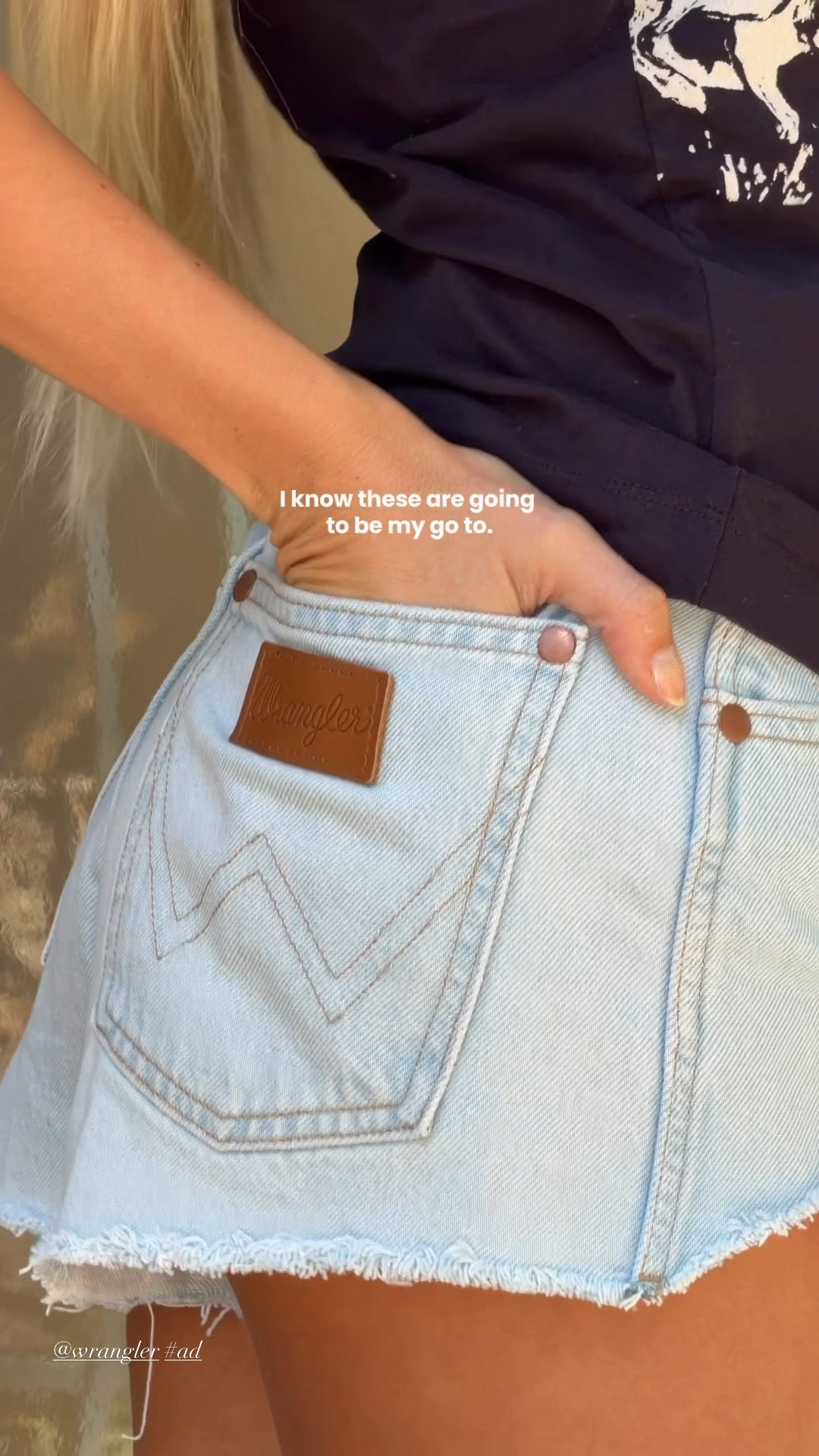 The Wrangler Cowboy Short is the perfect versatile jean short for all the summer activities!! Obsessed @wrangler #ad