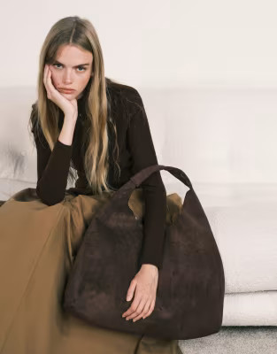 ASOS DESIGN faux suede scoop tote bag in chocolate | ASOS | ASOS (Global)