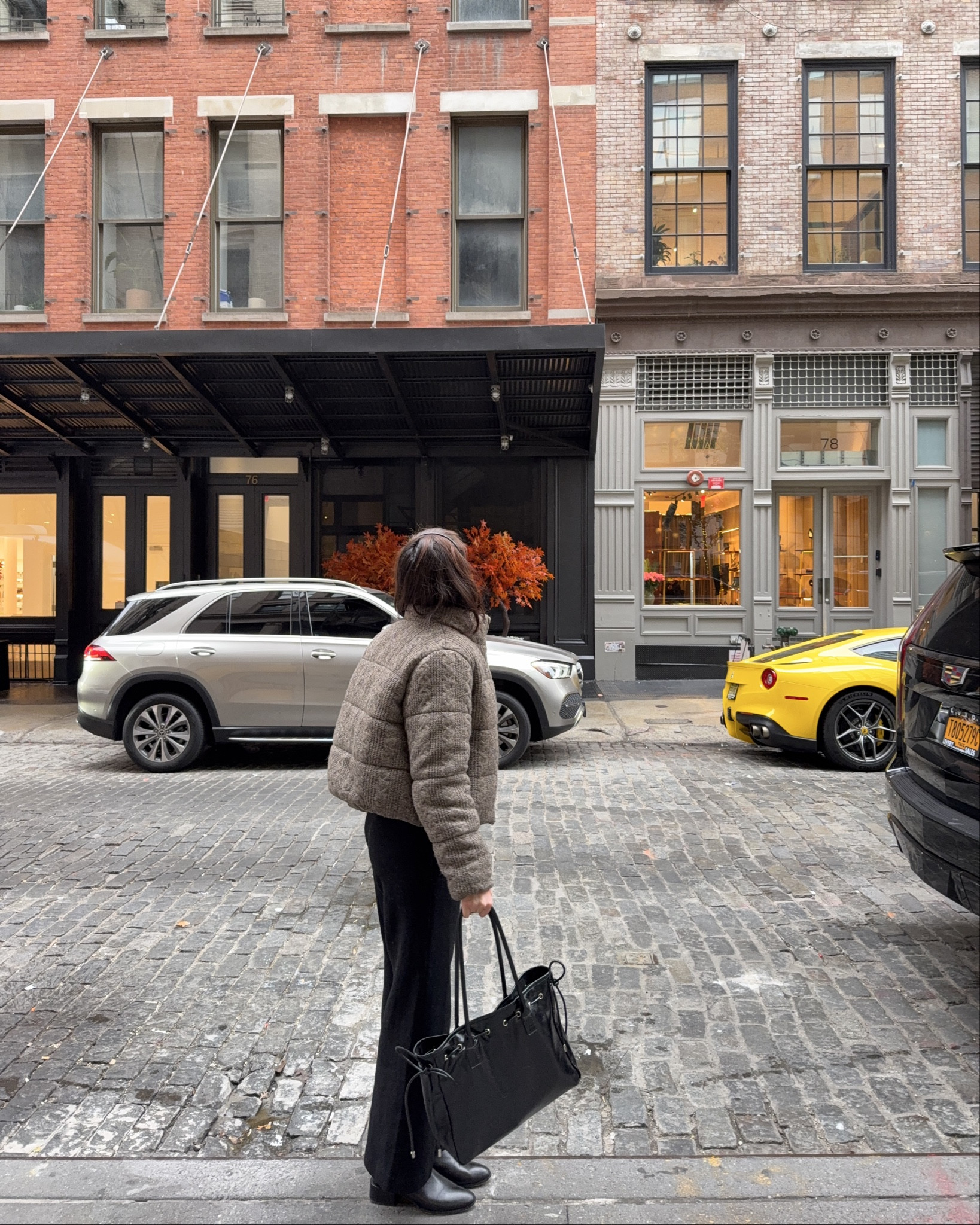 Comfiest outfit to walk around in! I love this jacket. I couldn’t find the link but it’s from Zara, pants are Ralph lauren I linked a few but couldn’t find exact. Love them I will keep looking cause they’re the best! Bag is laagam 