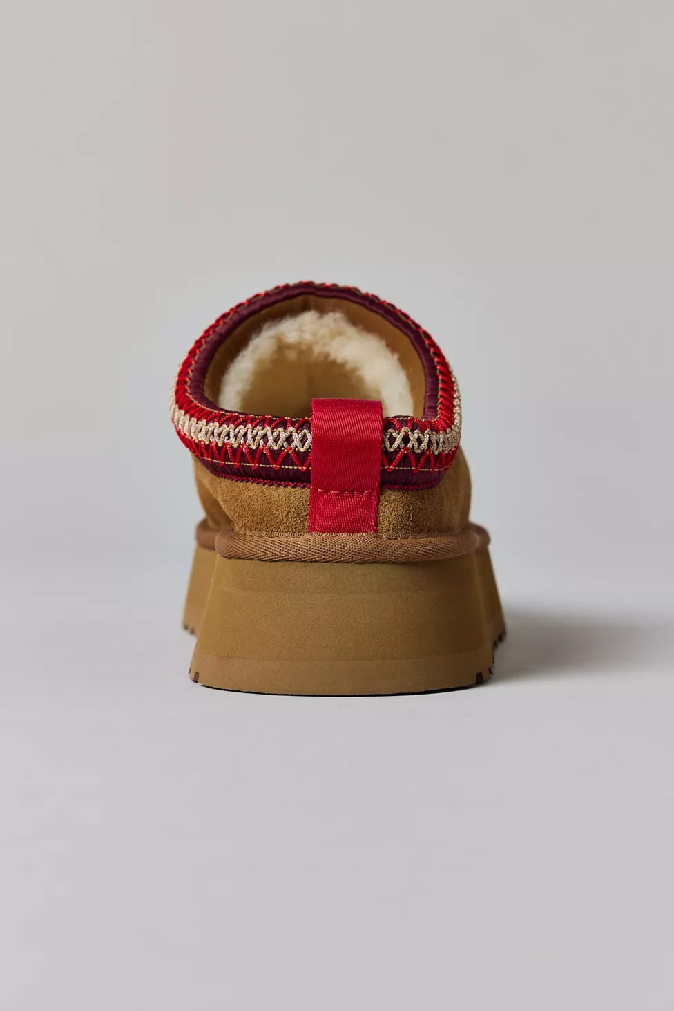 UGG Tazz Slipper | Urban Outfitters (US and RoW)