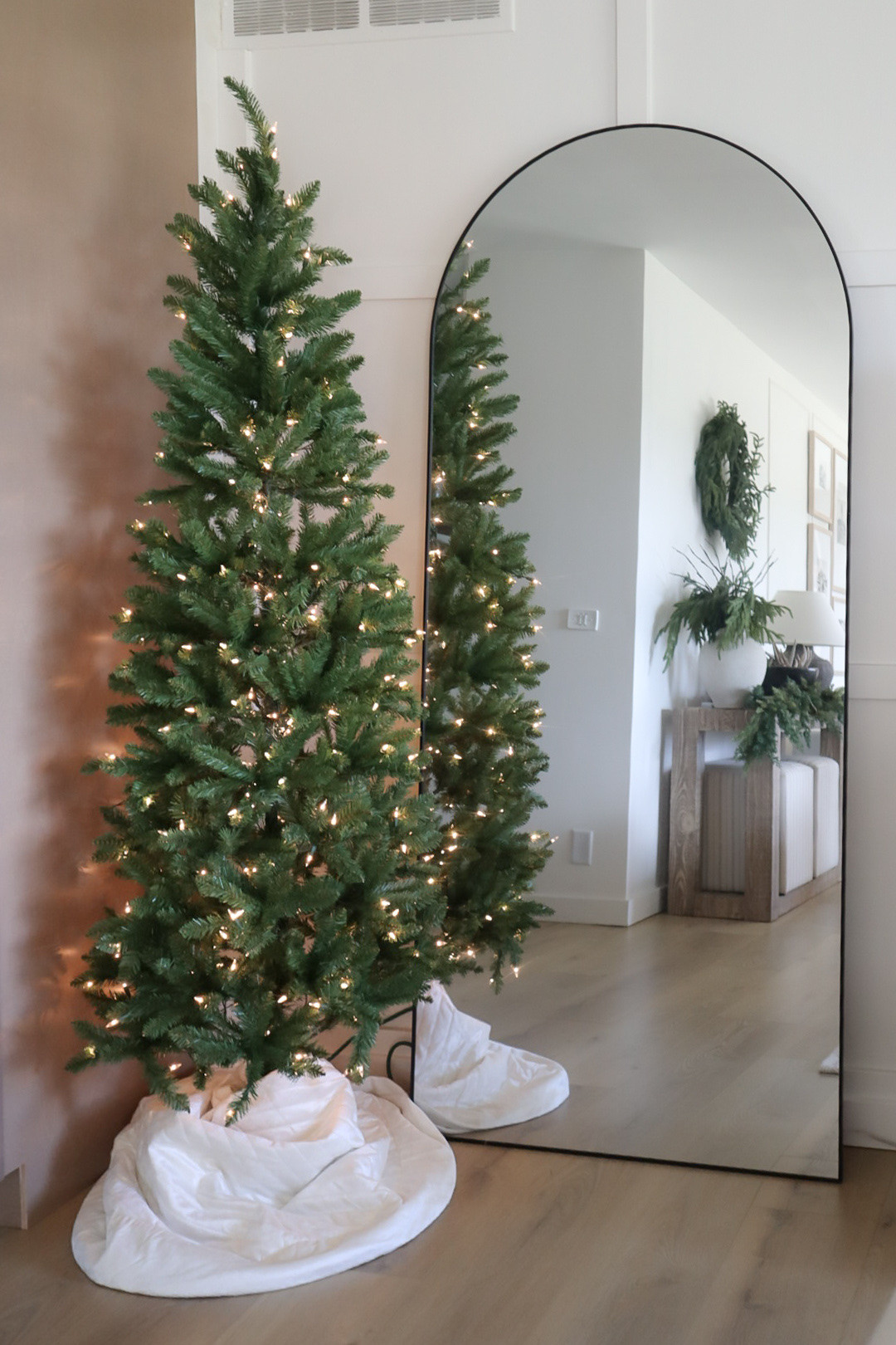 Cutest little pencil tree 

#LTKHome #LTKHoliday #LTKSeasonal