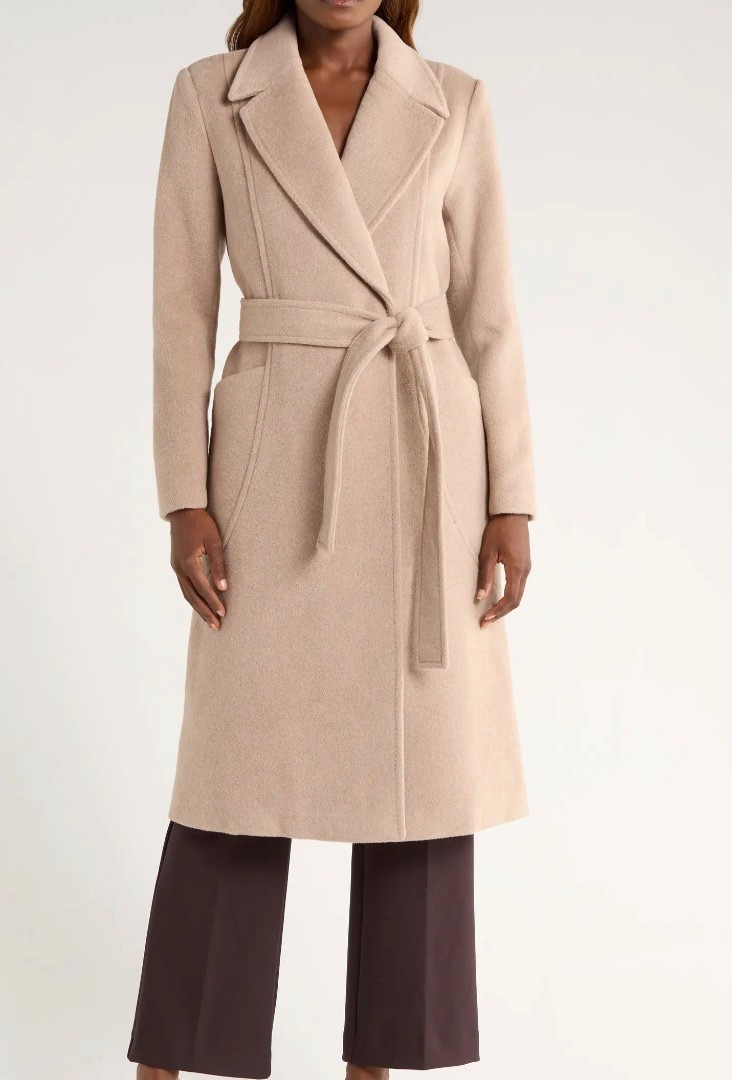A timeless neutral coat that instantly elevates any outfit 🤍
I love how clean and tailored this silhouette is — it looks polished, expensive, and easy to wear year after year.
Perfect for everyday errands, workdays, or dressing up simple outfits without trying too hard. #neutralstyle #timelessfashion #classiccoat #ltkfinds

#LTKWorkwear #LTKSaleAlert