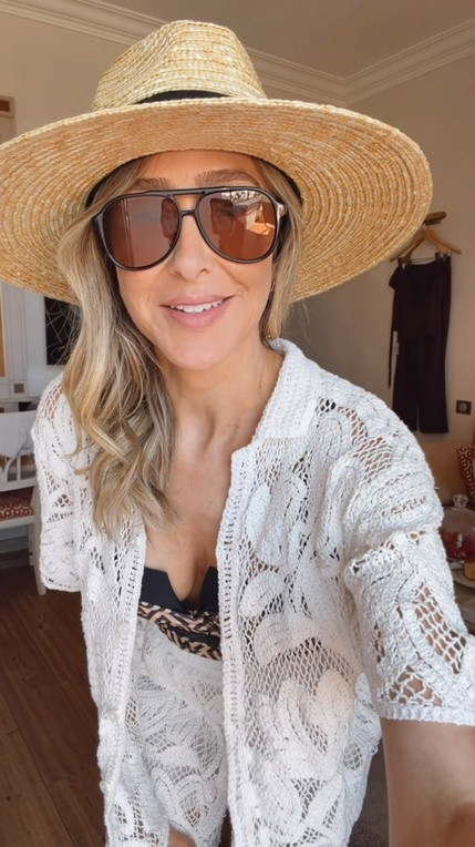 Elegant summer outfit on a budget I wore in Saint Tropez, France today. This Amazon summer set is so beautiful!! You can wear it as a cover-up or to go out. Runs true to size, I’m wearing size small and I’m 5’9” for your reference 🤍
Summer outfits

#LTKU #LTKTravel #LTKSwim