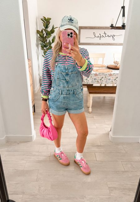 Spring outfit of the day!
Sweater small
Denim overalls xs
Adidas gazelle tts
Casual outfit 
Free people style

#LTKfindsunder100 #LTKitbag #LTKshoecrush
