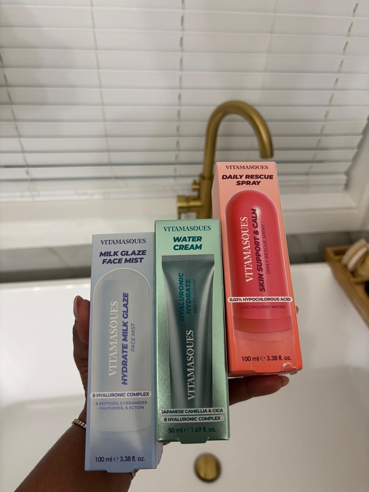 Glazed, hydrated, and calm ✨💧My current skin saviors for that dewy, healthy glow — because your skin deserves a little daily rescue 💕


#LTKselfcare #LTKBeauty #LTKgrwm