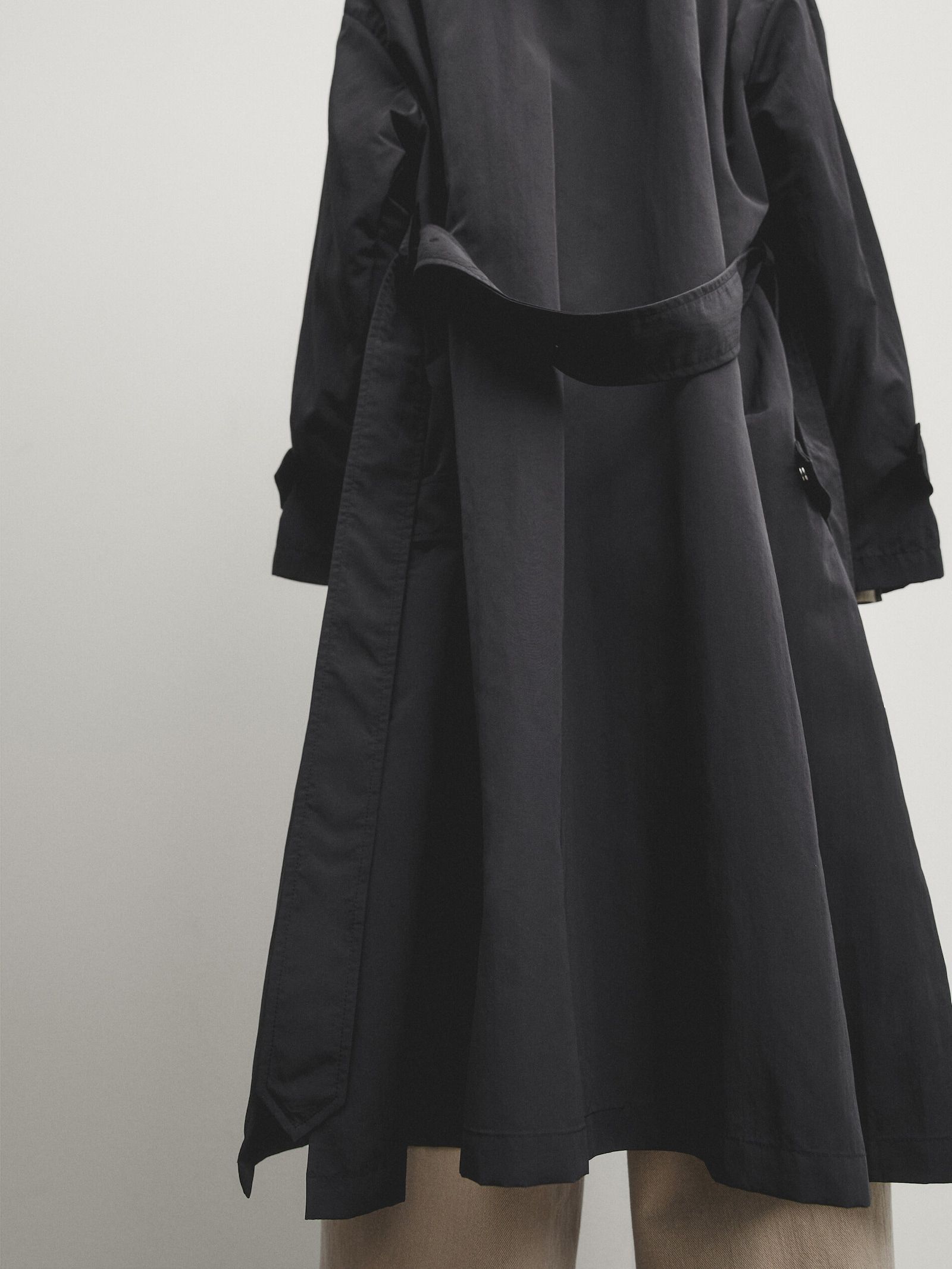 Black hooded parka | Massimo Dutti (US)