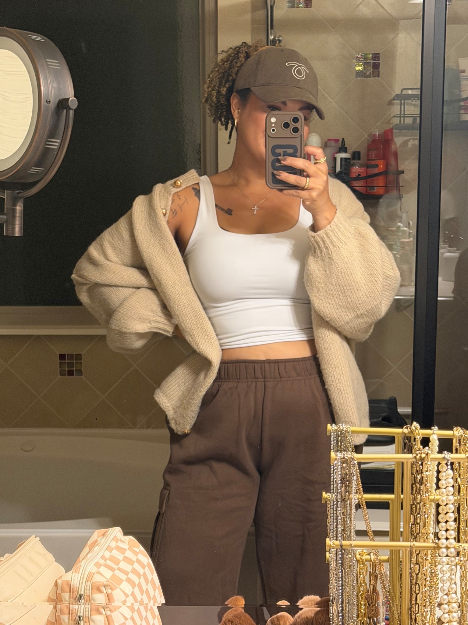 Browns, neutrals + cozy textures = my whole personality right now 🤎 

#LTKStyleTip #LTKGiftGuide #LTKMidsize
