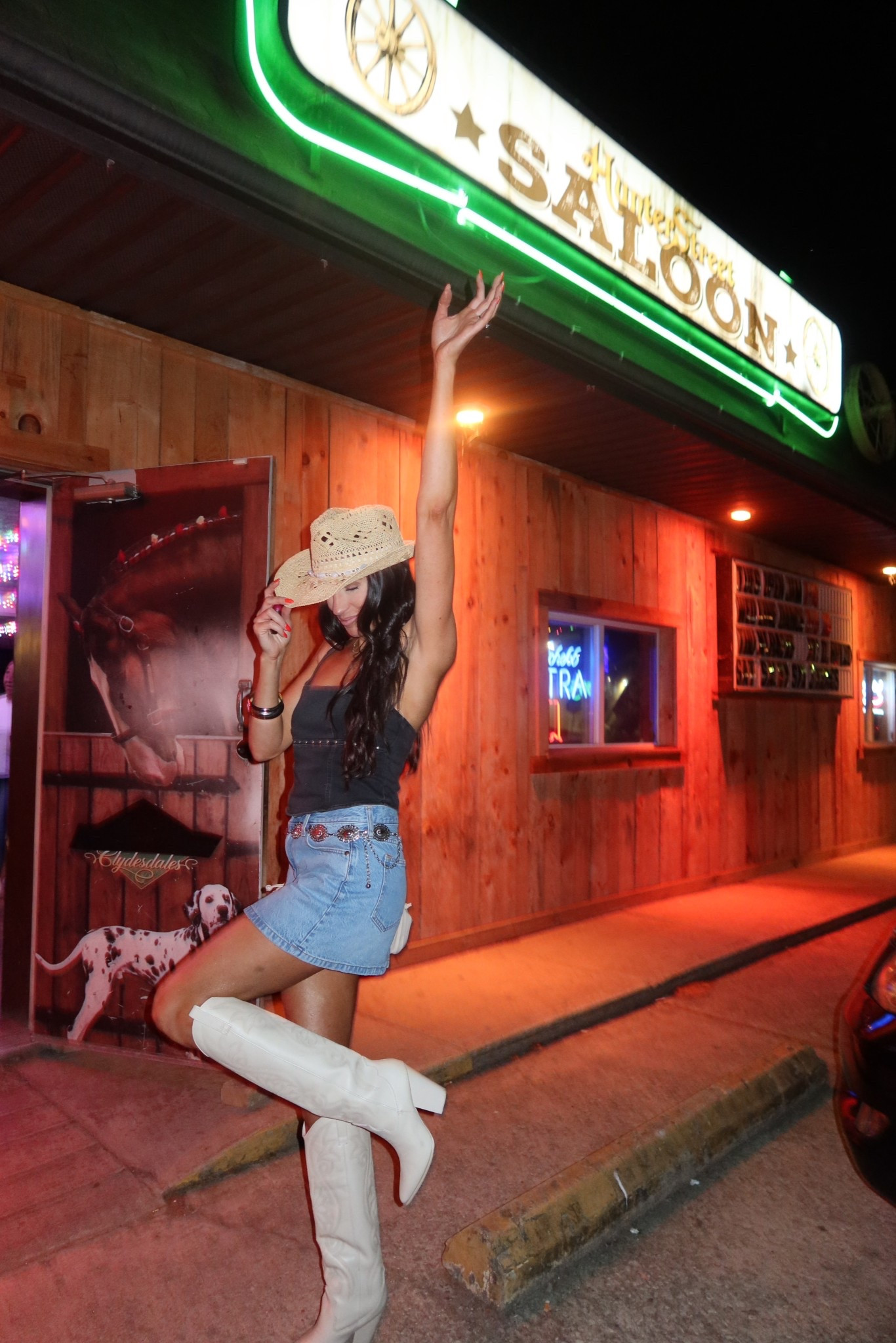 Western outfit 
Stagecoach outfit inspo 
Stagecoach outfit idea 
Wearing size small in top 
Amazon hat 
My boots are Steve Madden but linking similar 
Also linking the camera I used !! 


#LTKFestival #LTKootd