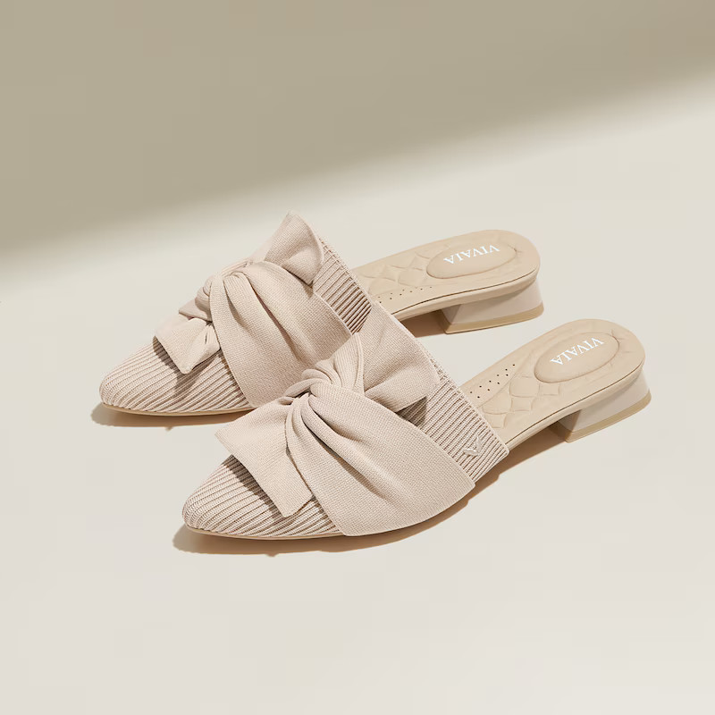 Pointed-Toe Knot Sandals (Yaffa Pro) | VIVAIA