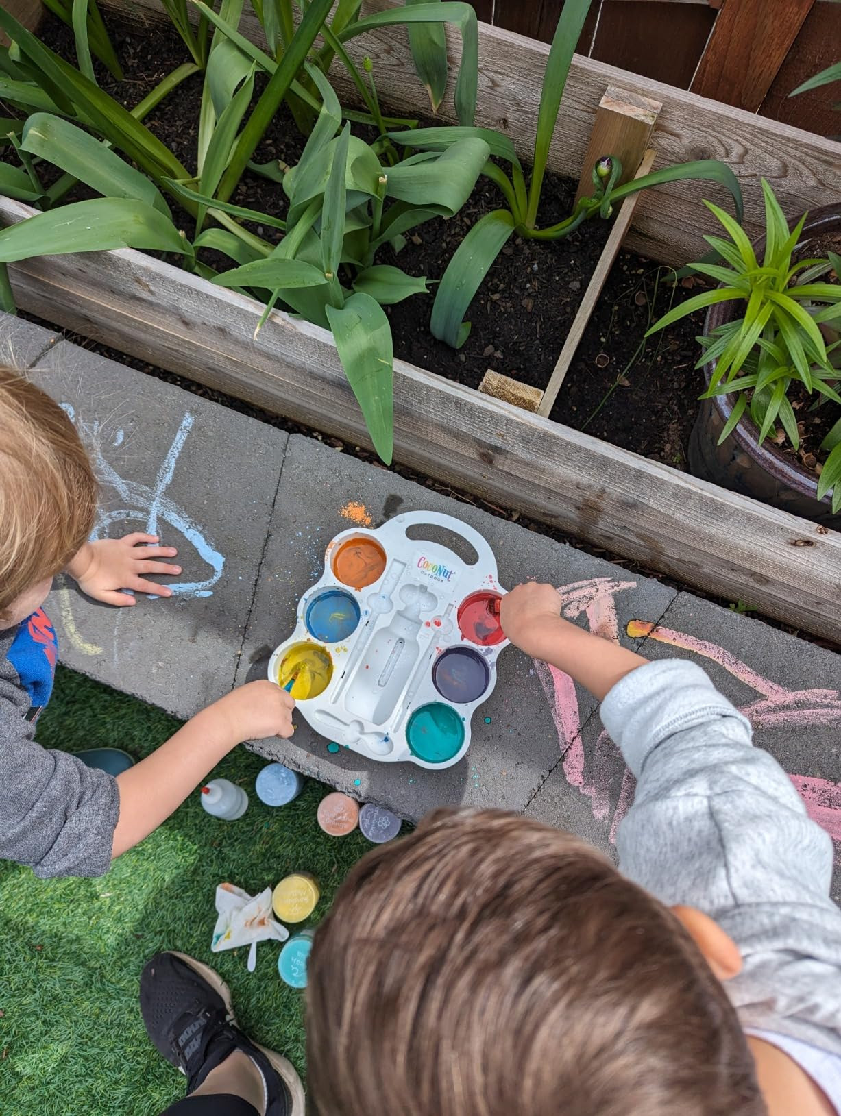 DIY Sidewalk Chalk Paint 6pk Kit - Non-Toxic, Washable Powdered Chalks - Simply Mix in Water and Use a Paintbrush to Create Colorful Artwork on the Sidewalk or Chalkboard, For Kids Ages 5+ | Amazon (US)