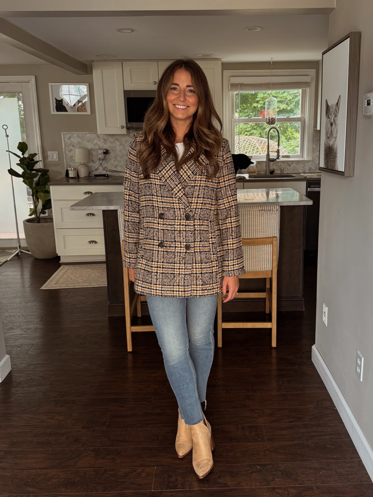 Great coat for fall 🤩
Wearing size small 
Jeans are true to size
Booties are true to size 

#LTKFindsUnder50 #LTKStyleTip #LTKFindsUnder100