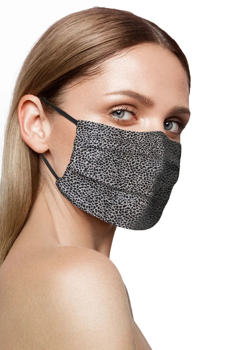 Pure Silk Adult Pleated Face Covering | Nordstrom
