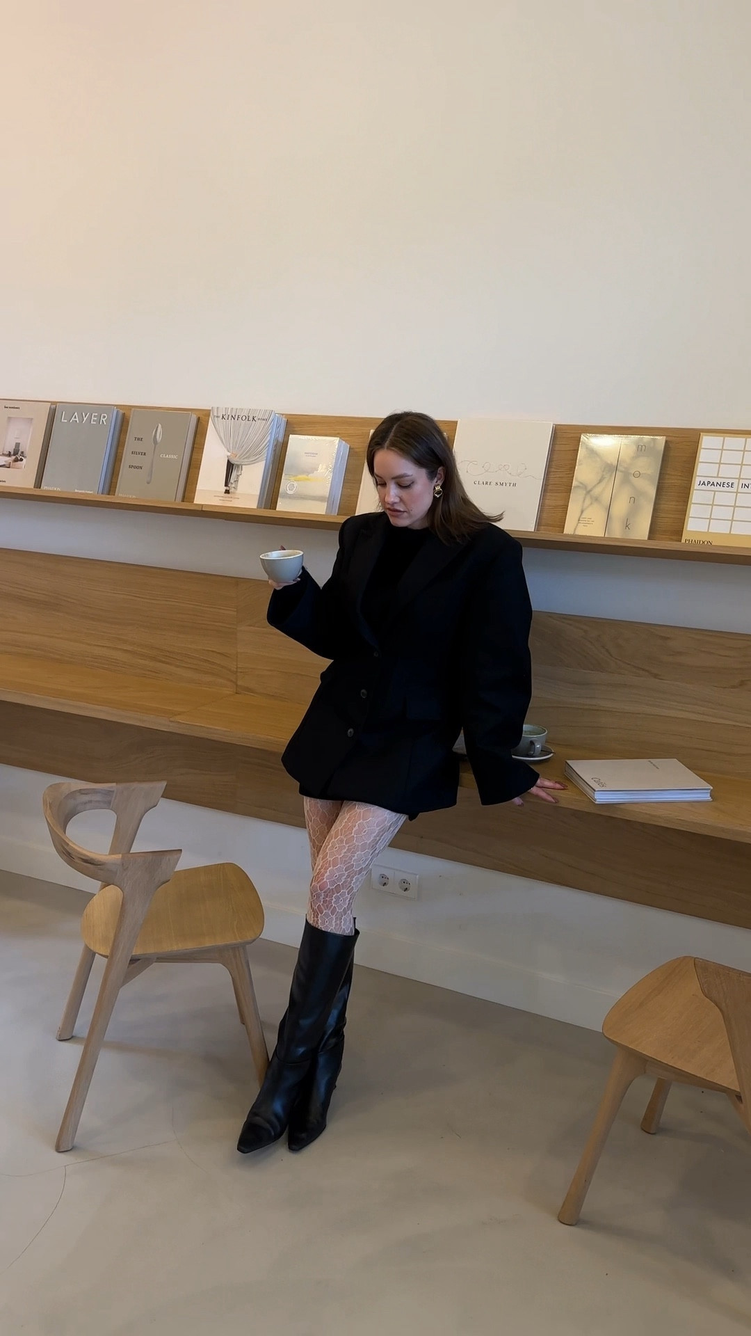 Cute looks in fav coffee shop 🖤

#LTKVideo #LTKeurope