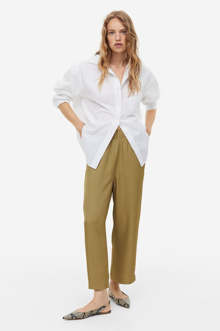 Culottes | Khaki Dress Pants | Khaki Work Pants | Work Outfit Summer | Summer Outfits | H&M (US + CA)