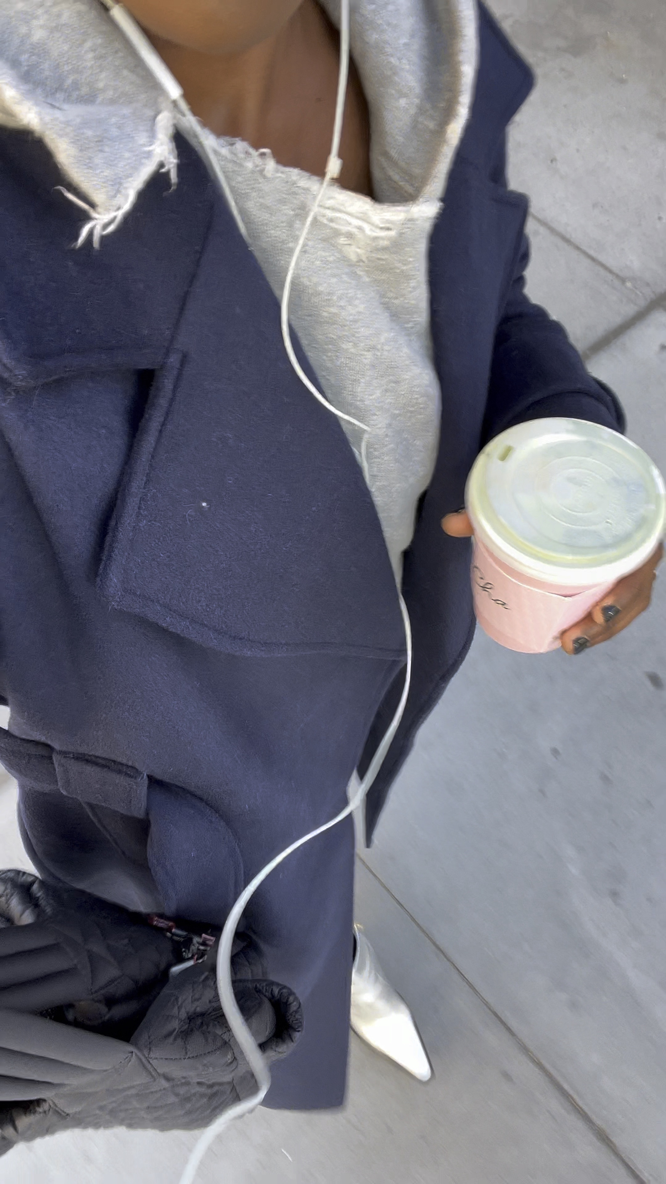 The perfect comfy travel outfit to commute around the city

#LTKVideo #LTKSeasonal #LTKstyletip