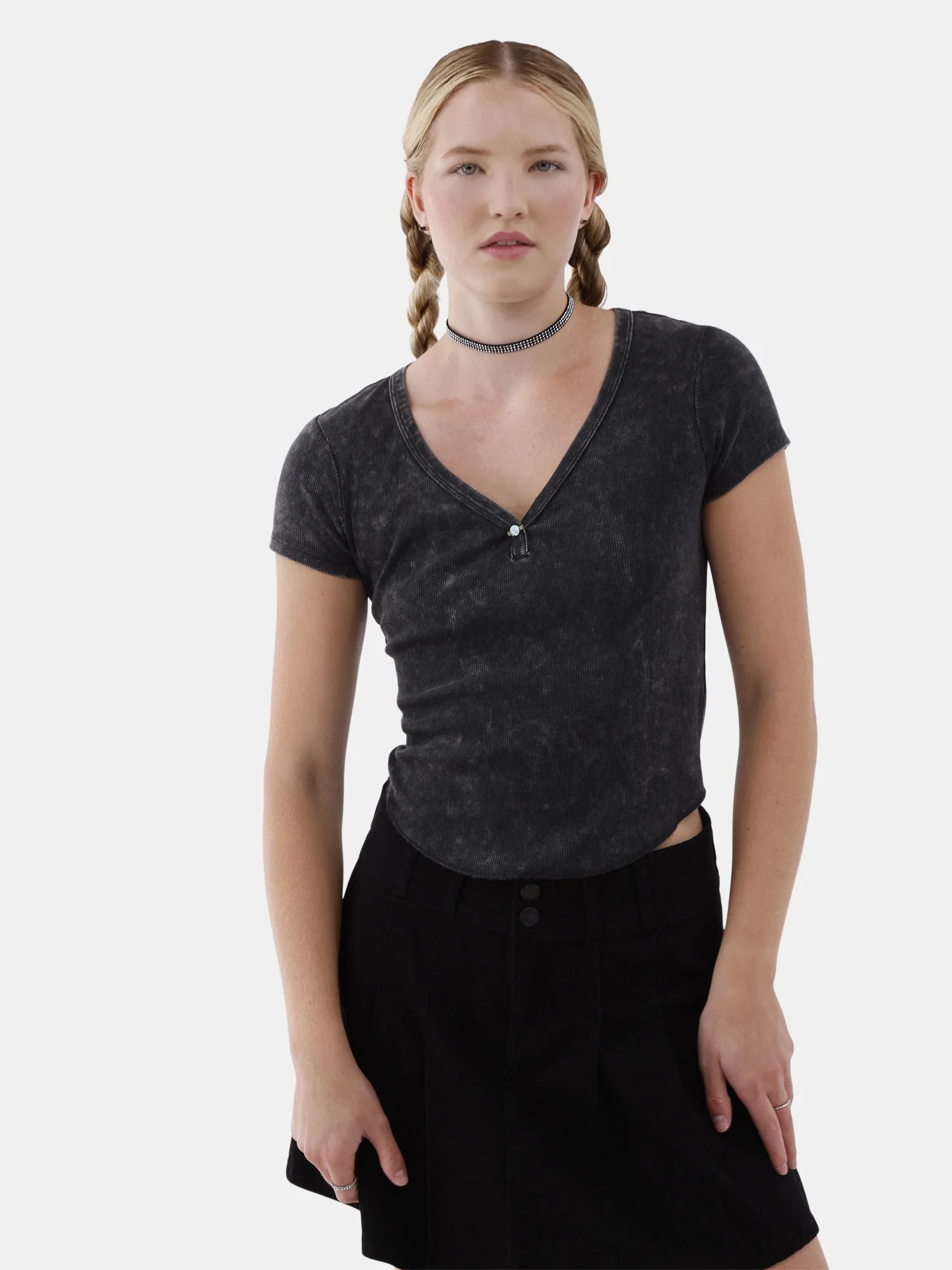 No Boundaries Washed Henley Tee, Women’s | Walmart (US)
