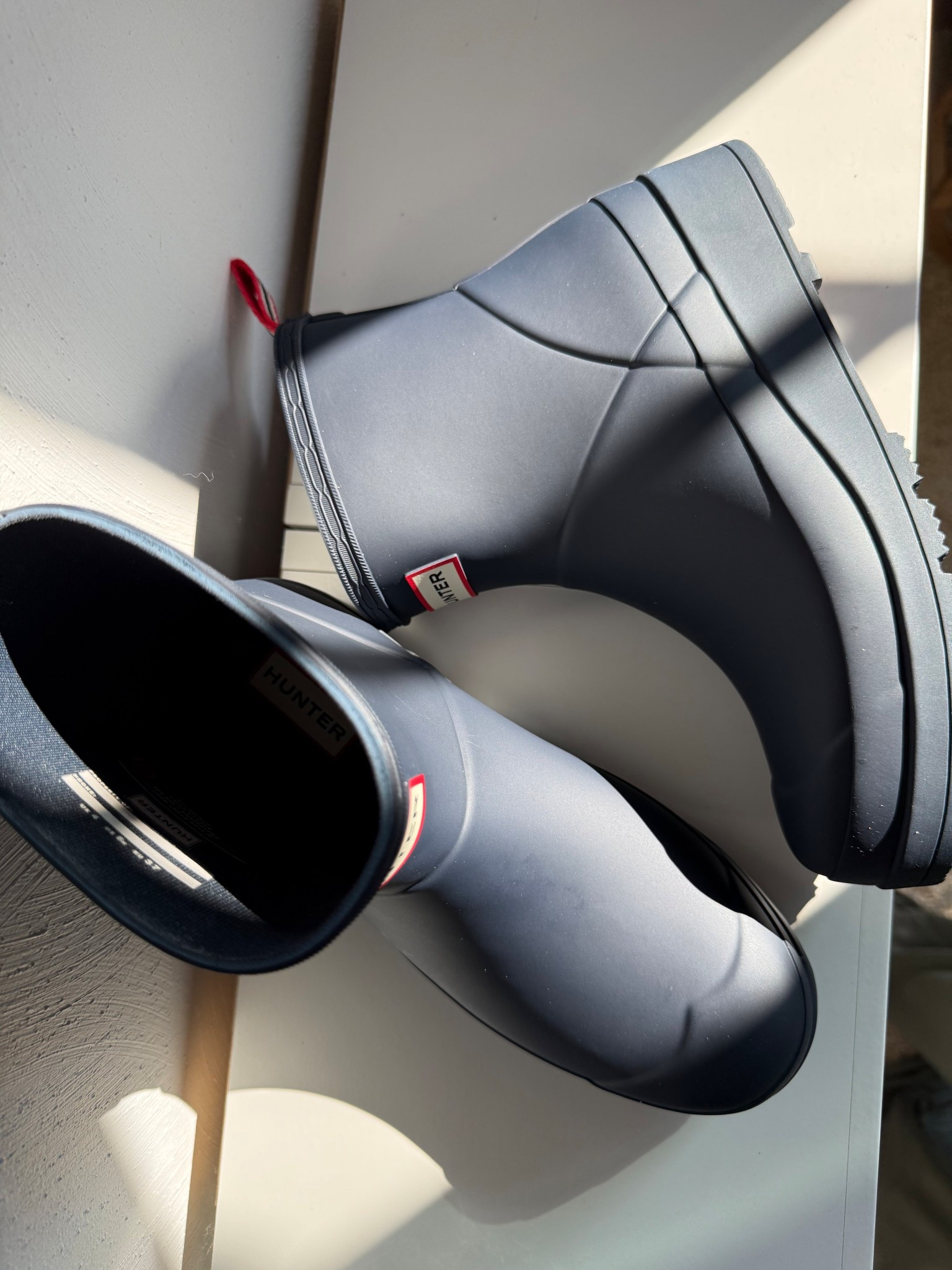 short ankle height hunter rain boots for those wanting a pinterest aesthetic this fall 

#LTKShoeCrush #LTKSeasonal #LTKautumn