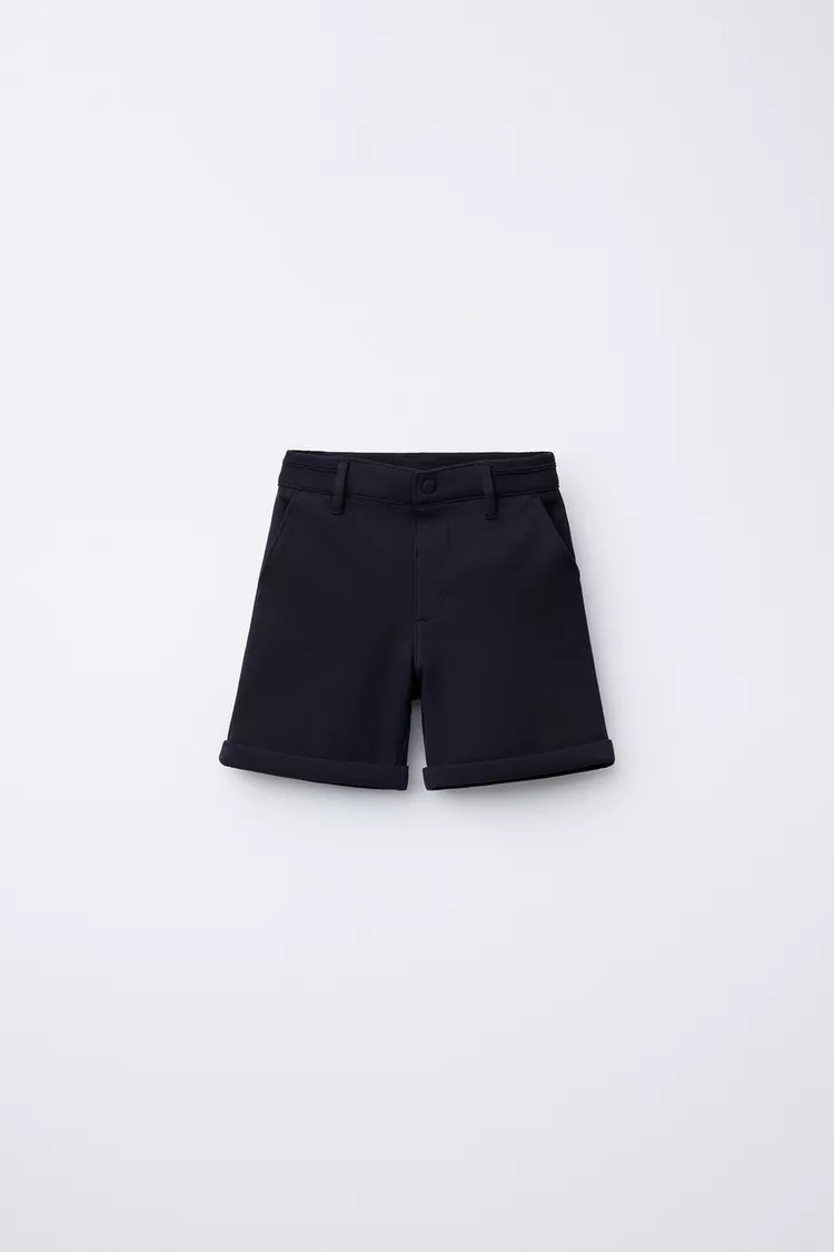 DescriptionContentsMeasurementsShorts made from linen fabric. Features an elastic waistband for c... | Zara US