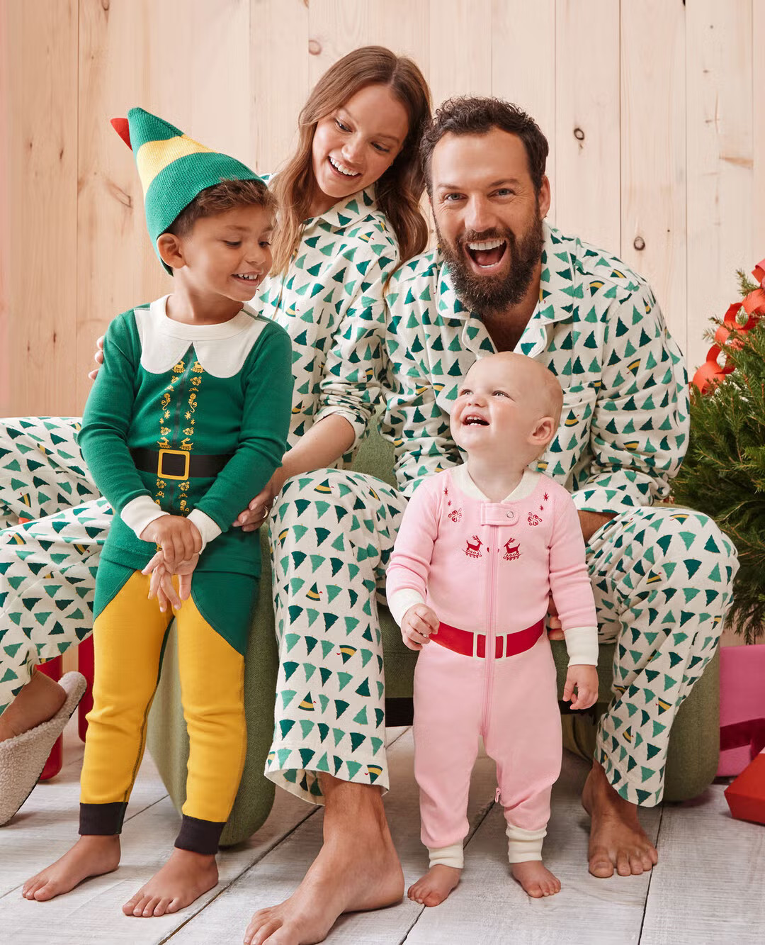Warner Bros™ Discovery Elf Matching Family Pajamas | Hanna Andersson