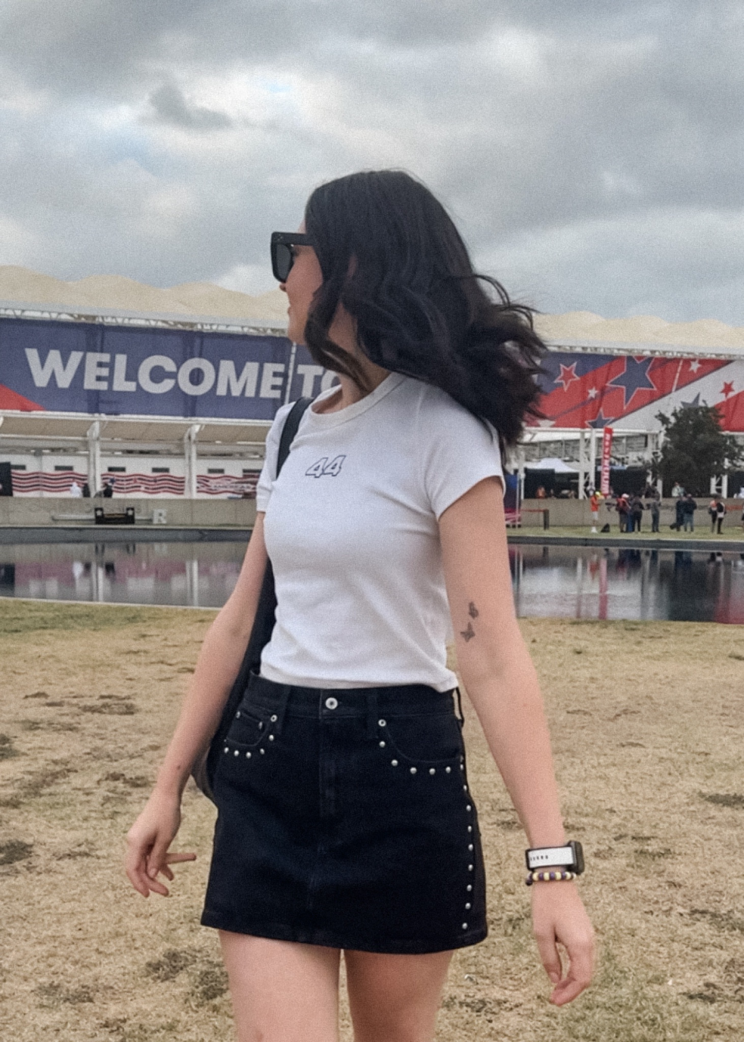 Austin Outfits🏁

Denim mini skirt black white t-shirt Abercrombie Aritzia f1 race formula one women’s outfit inspo cota Pinterest girl

#LTKstyletip #LTKtravel