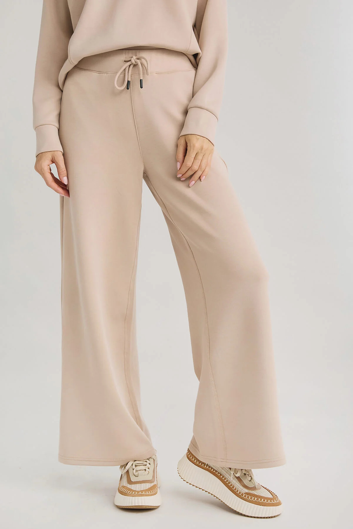 Vintage Havana Cloud Fleece Jogger Pant | Social Threads