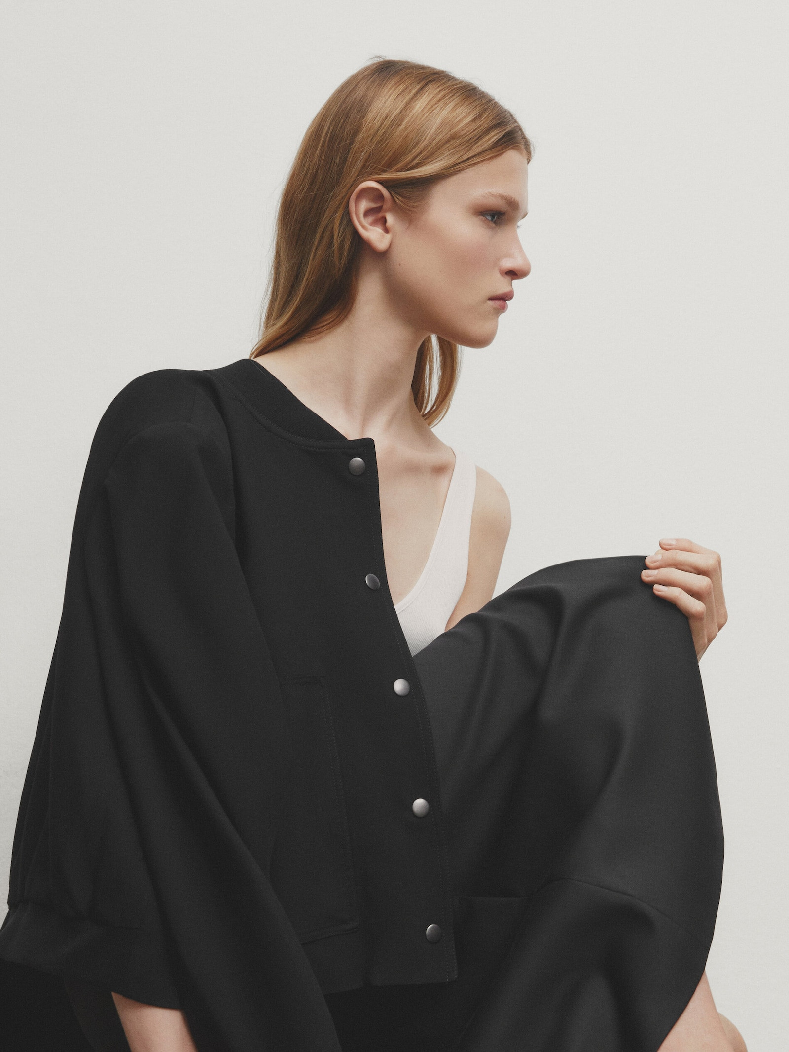 Cropped bomber jacket with snap buttons | Massimo Dutti US